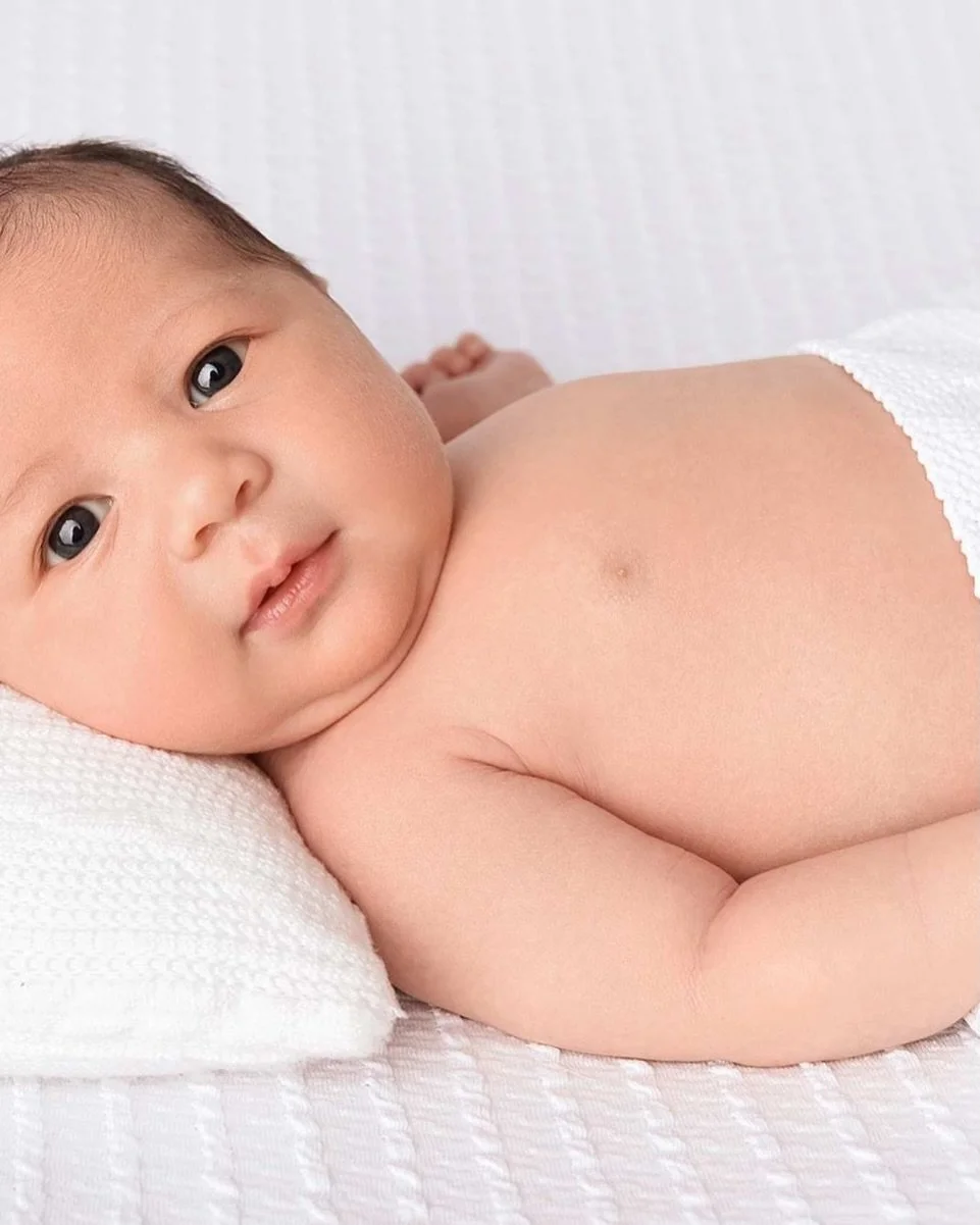 Handsome little chap with deeply engaging eyes!
#orpington #newbornBromleyPhotoShoot #bestBromleyPhotographer