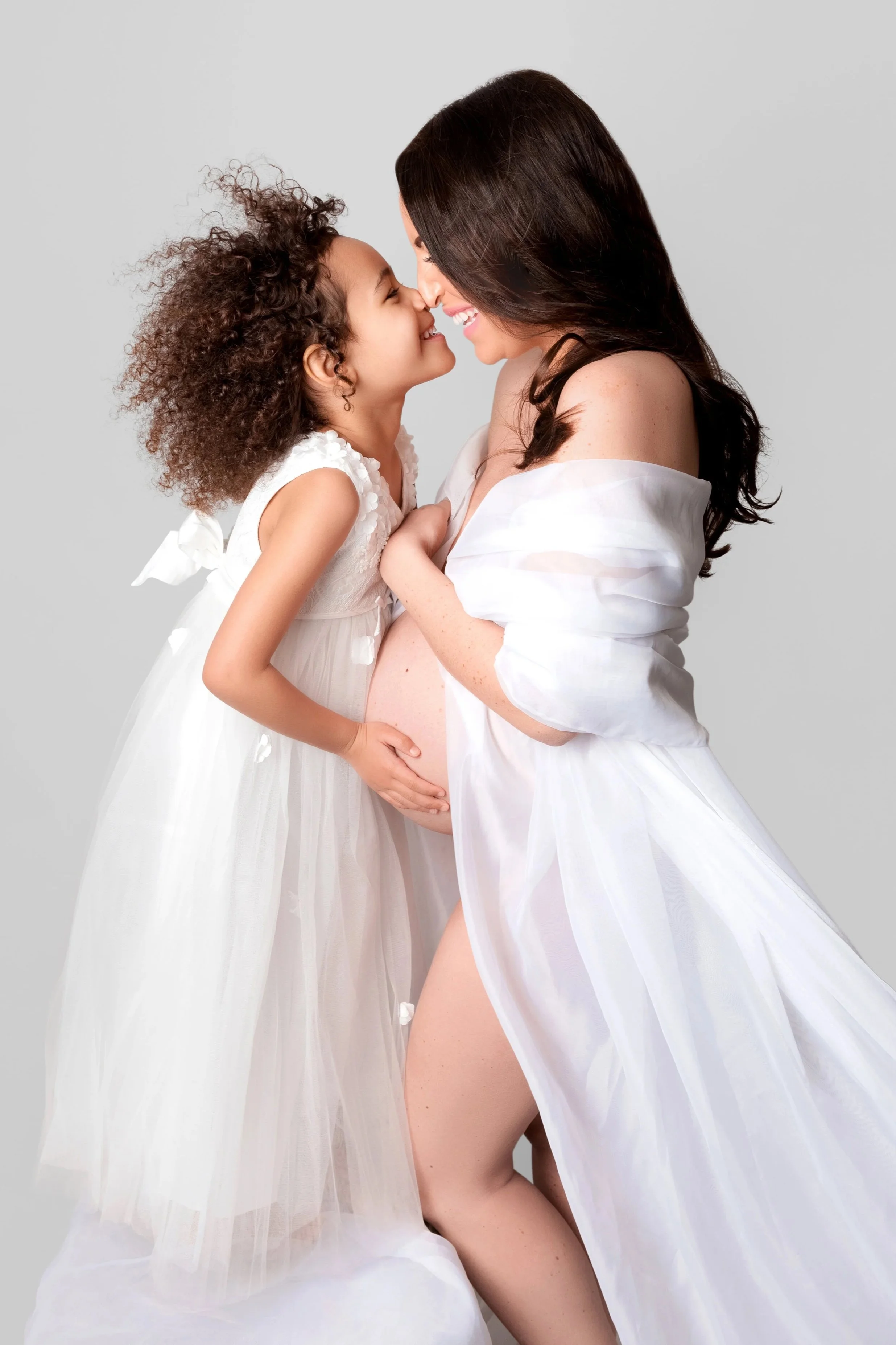 london-pregnant-belly-photo-shoot-21.jpg