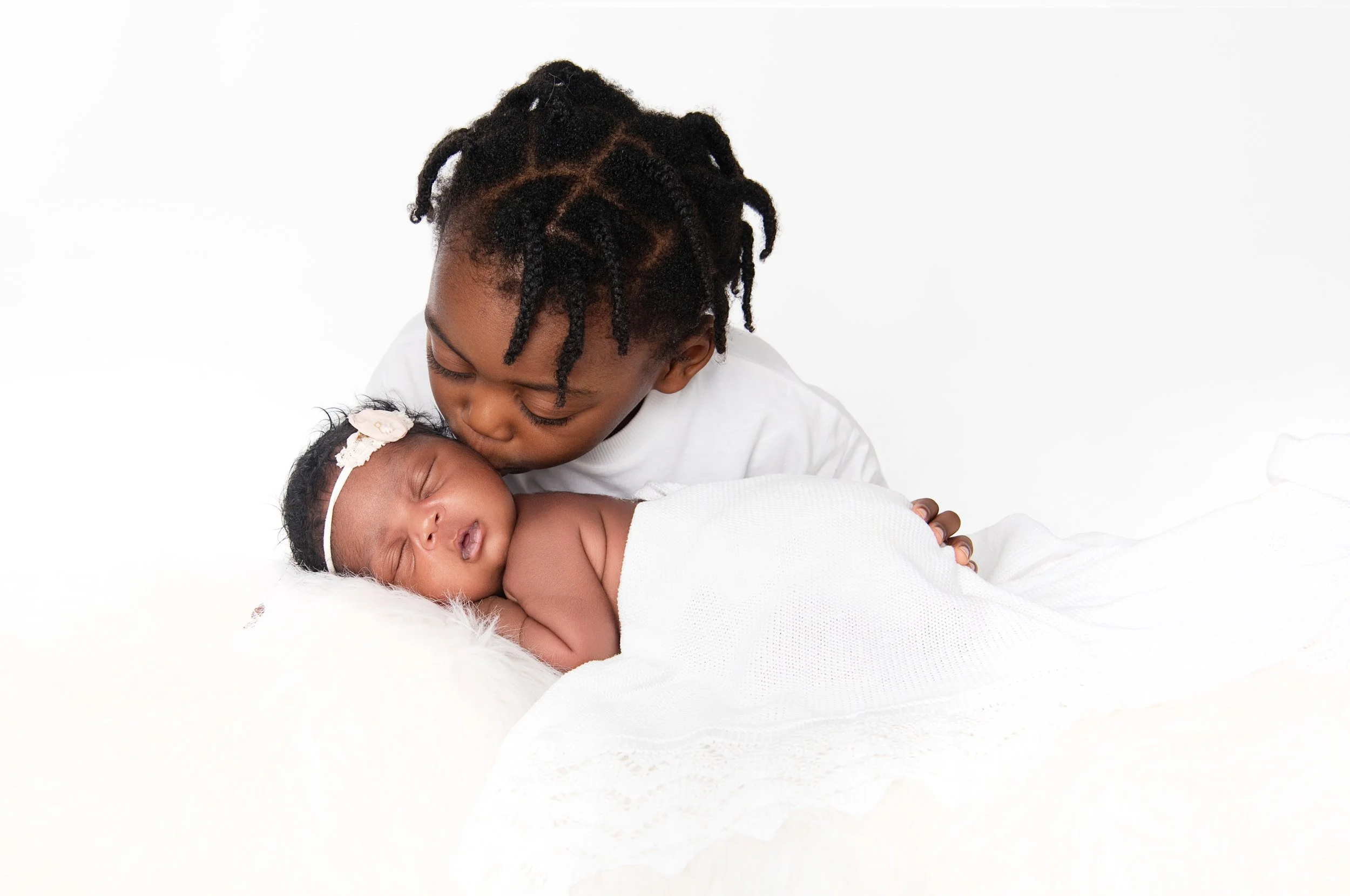 Professional-newborn-photography-Green Street Green.jpg