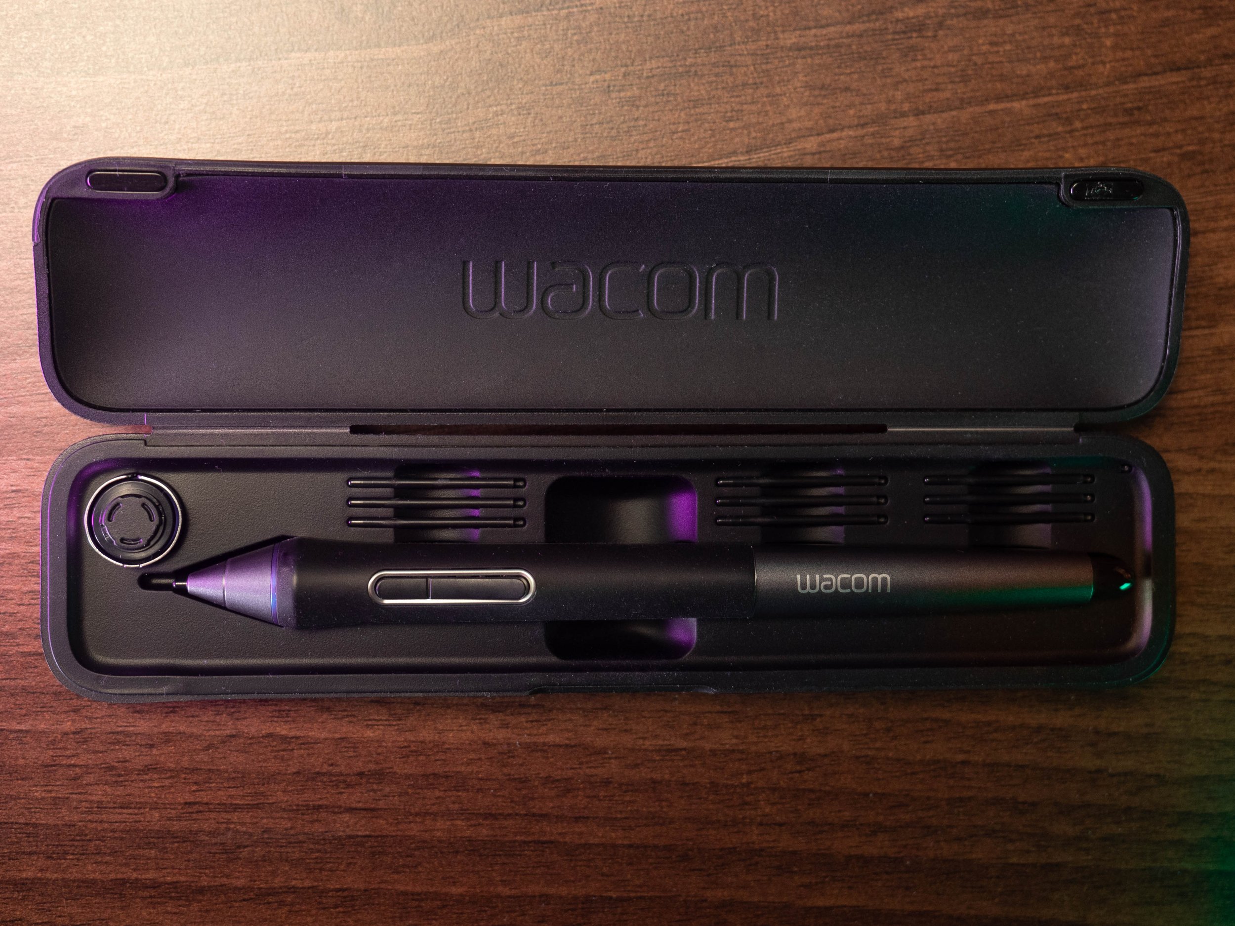  The Pro Pen 2 is excellent, as you’d expect from Wacom… and it comes in a funky little case now too! 