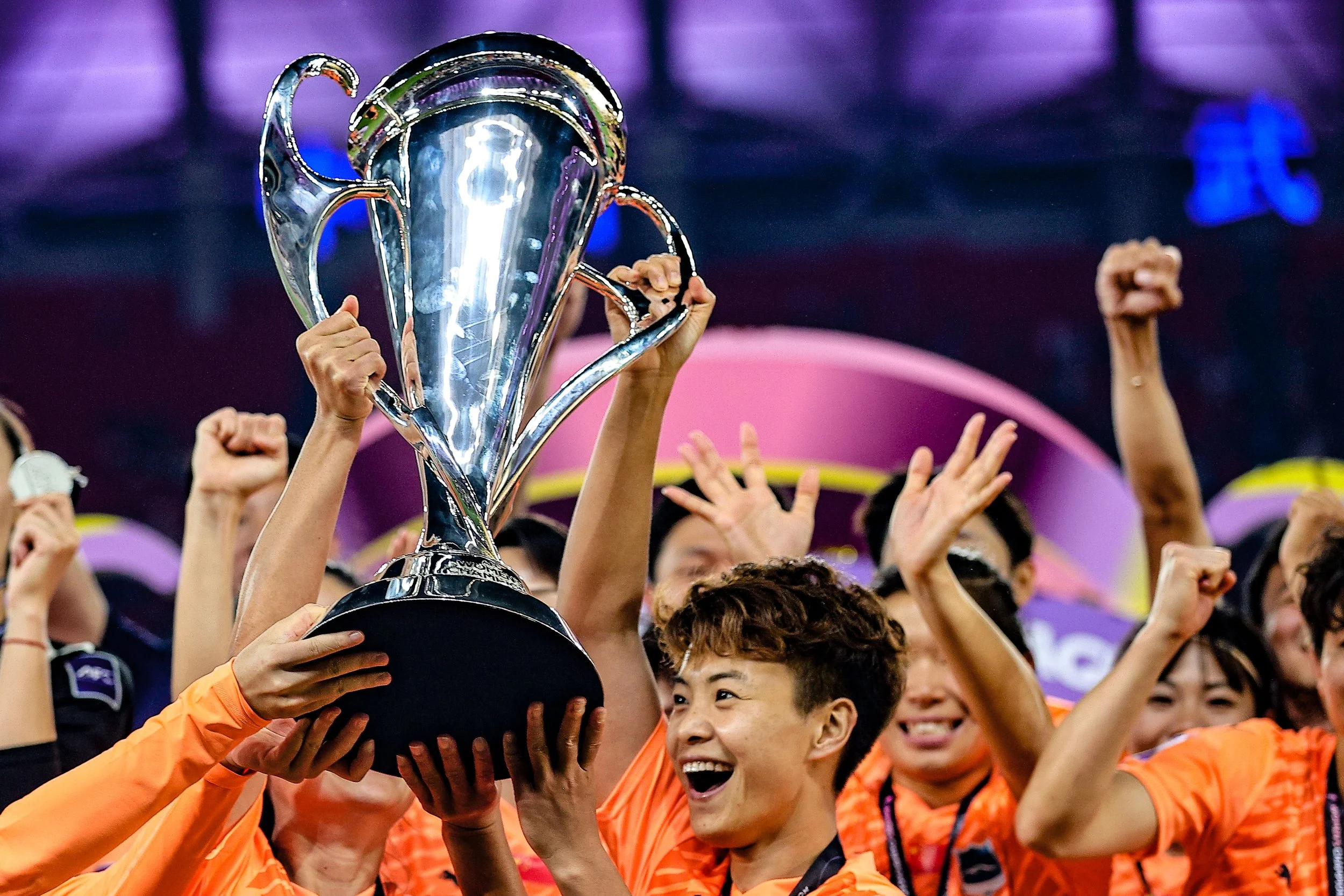 25 - TROPHY LIFT (2).jpg