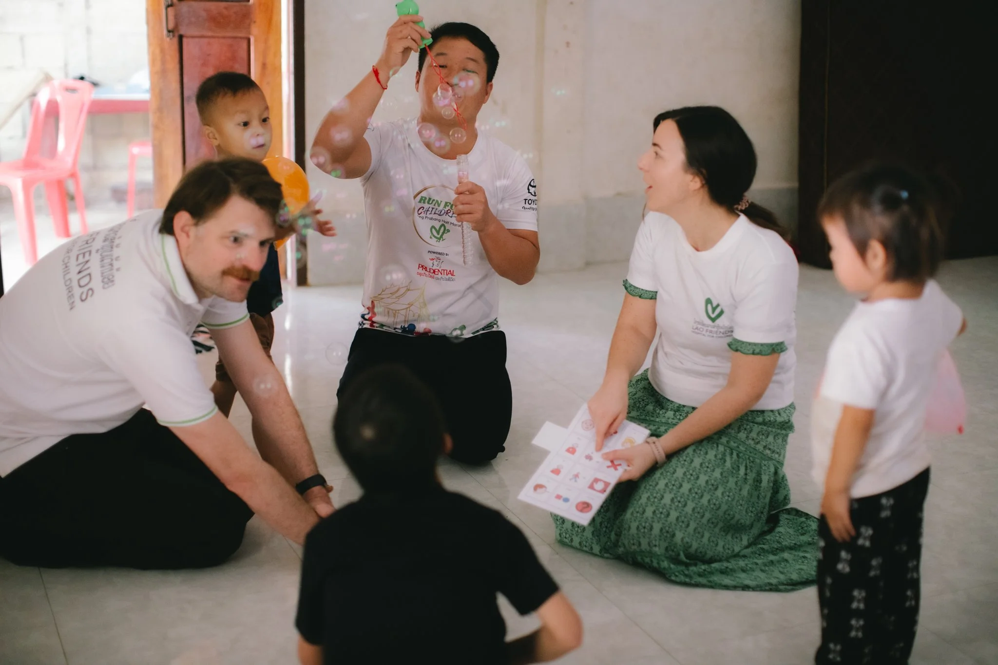 Lao-Friends-3.jpg