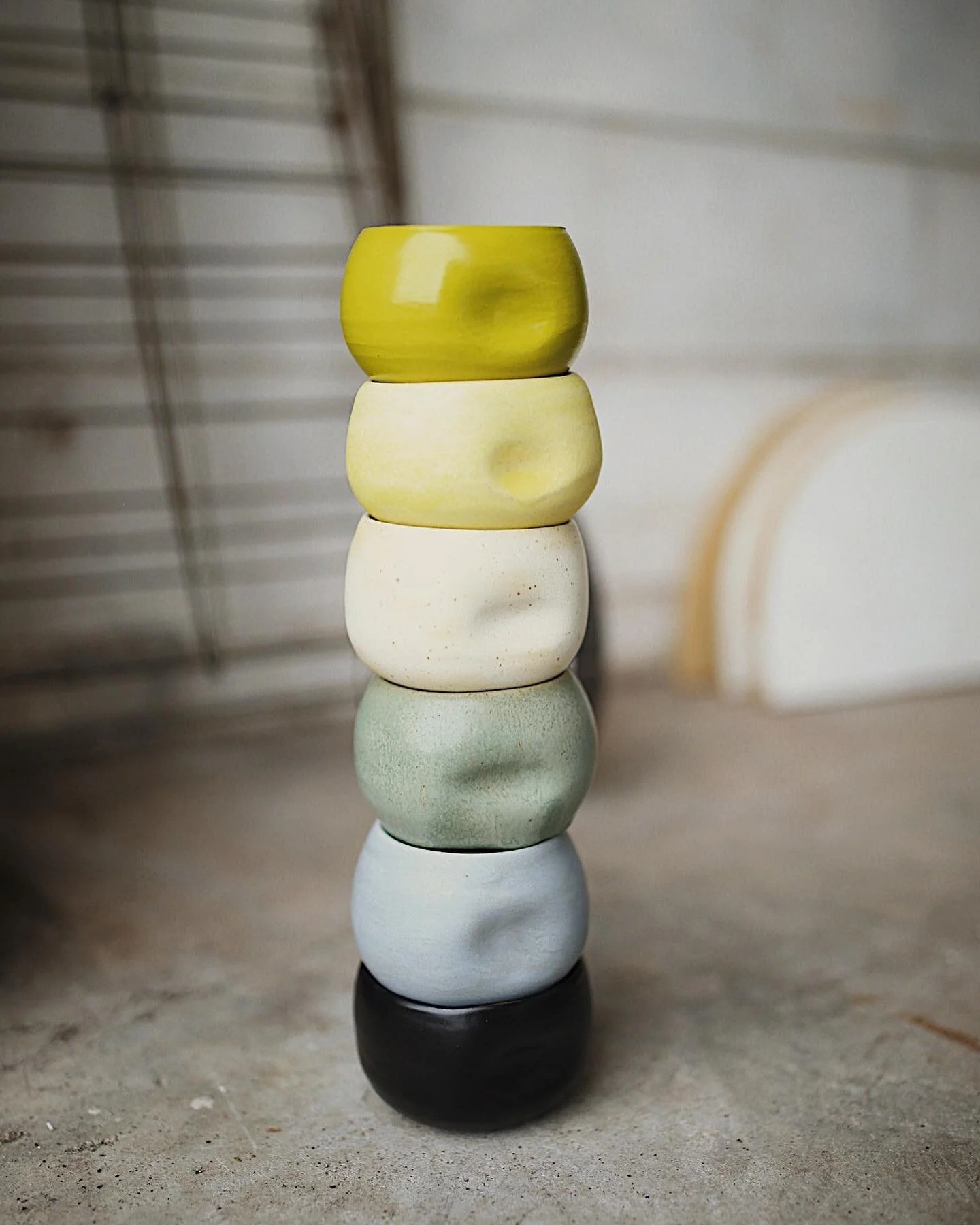 friday is the new unload day as of late and i&rsquo;m more than okay with opening up the kiln to a sea of color and cozy and somehow the one casualty of the bunch still looks so lovely. 🥹