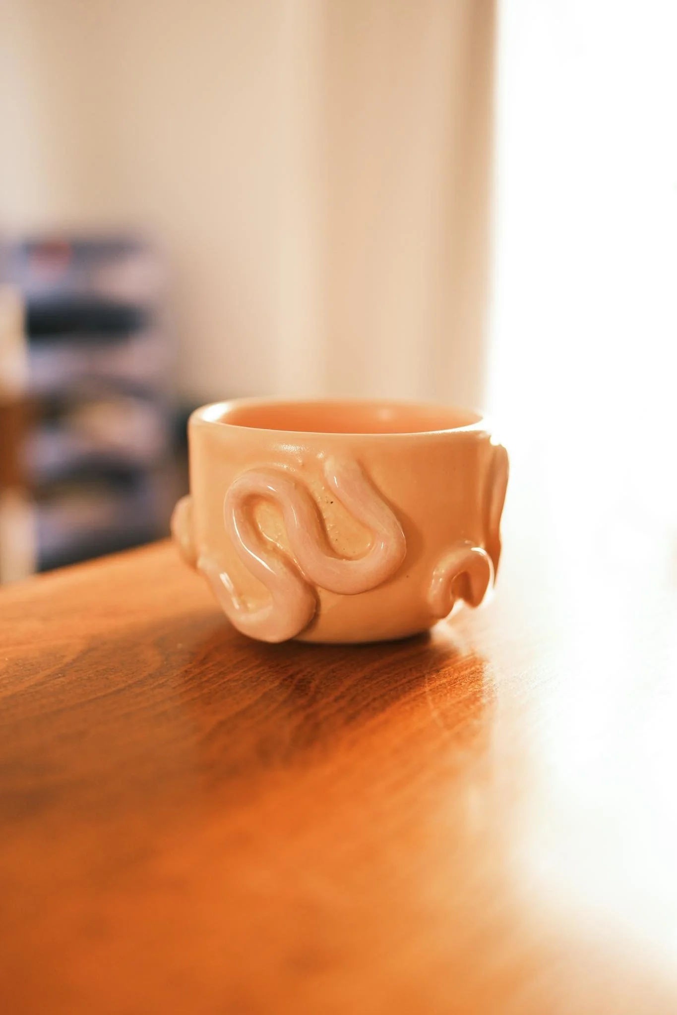 peach swirly tumbler