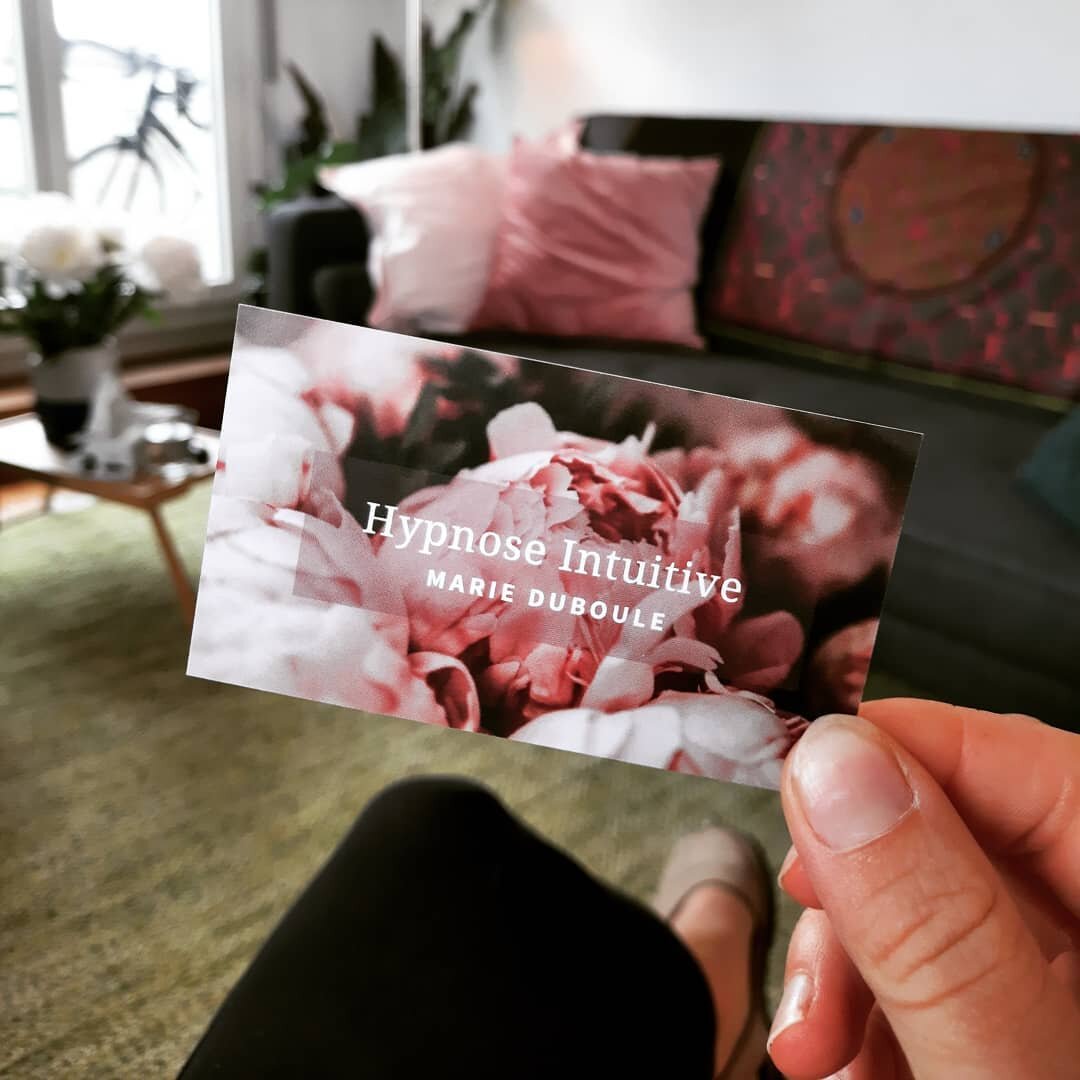Consultations en hypnose (que j'aime appeler Intuitive !), prise de rendez-vous sur mon site. Lien en bio ! 
.
.
.
.
#hypnose #hypnotherapie #hypnoseintuitive #cabinet #intuition #therapie #inconscient #travailtherapeutique #transeetgu&eacute;rison #