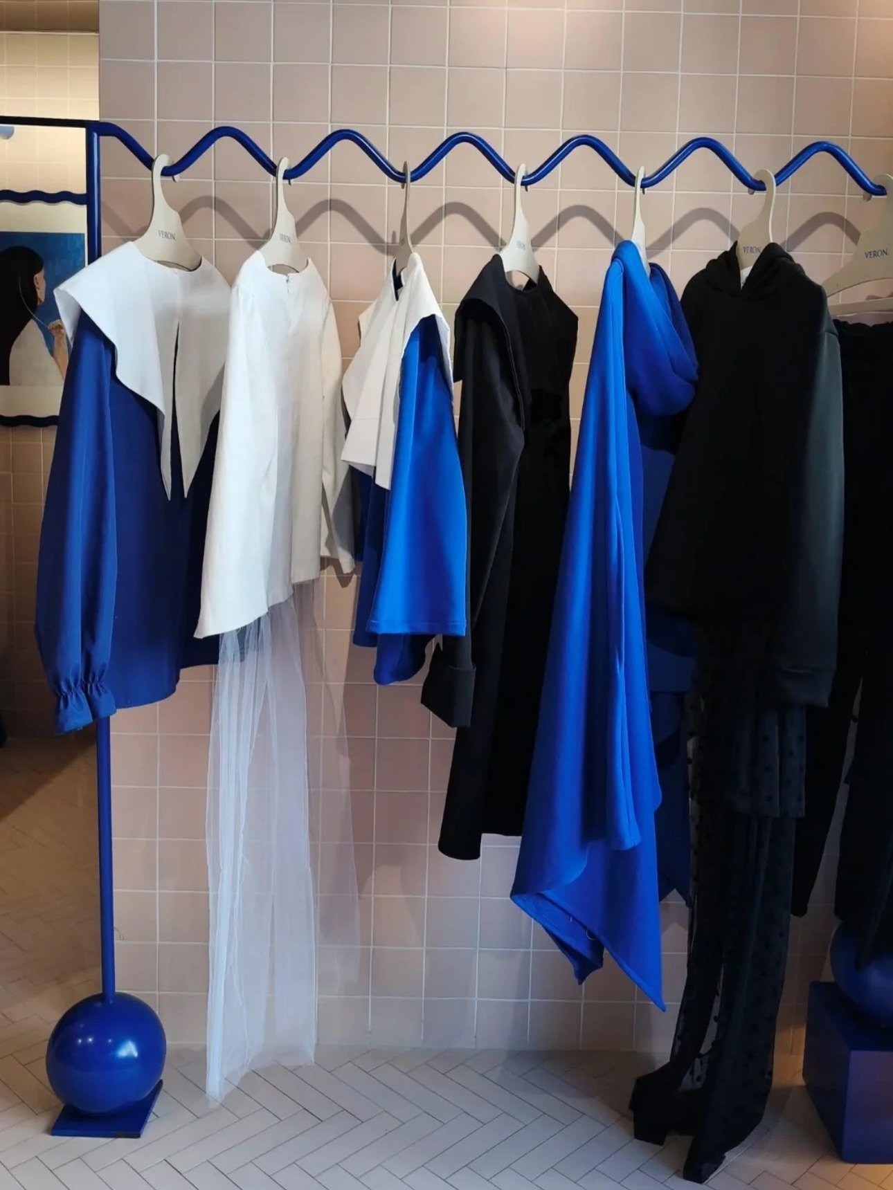 Look how nicely the clothes hang on these hangers. They are shaped like shoulders and have your logo on them.

The hanger feels like a natural part of your clothing. We spent a lot of time creating this design to make it just right.

Thank you @veron