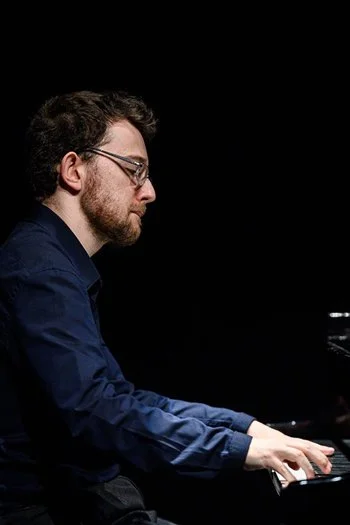 João Casimiro Almeida • piano