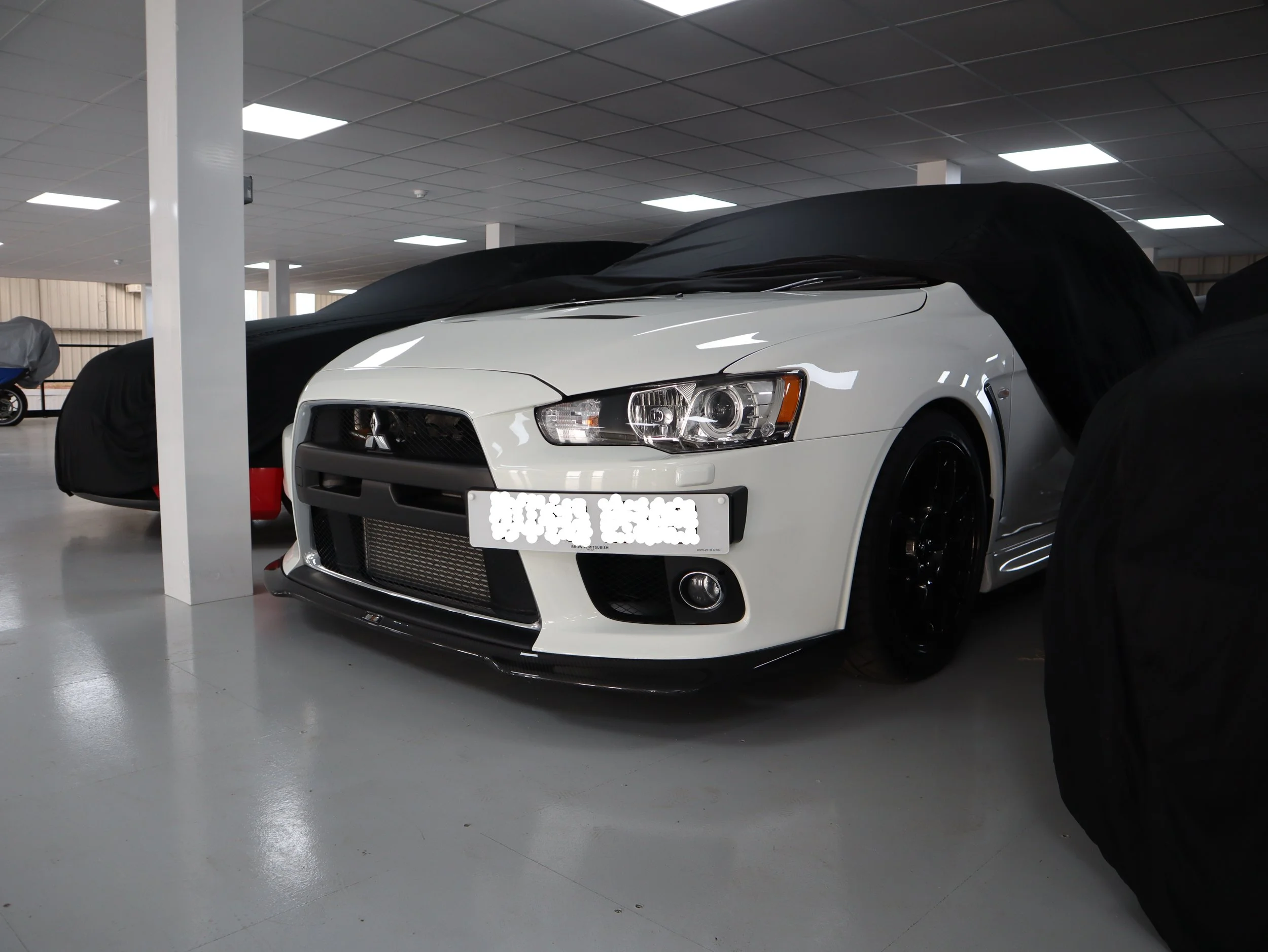 Mitsubishi car storage 