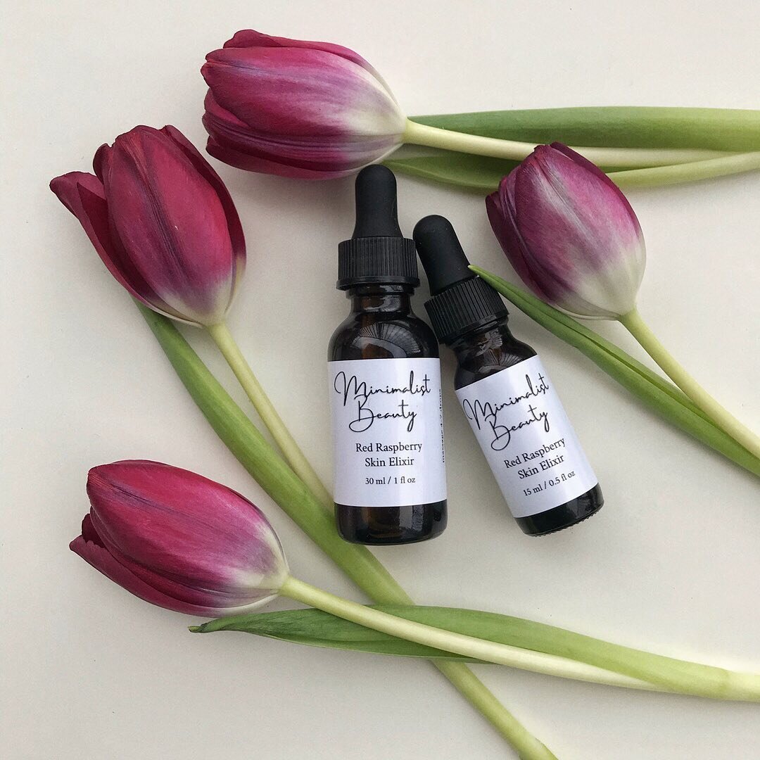 Decisions, decisions!  I&rsquo;ve been making a bunch. 

🌷The Red Raspberry Skin Elixir is now available in two sizes... 1 fl oz and 0.5 fl oz. 

🌷It&rsquo;s now also under the Minimalist Beauty brand.  Same soothing formula, just new packaging. 

