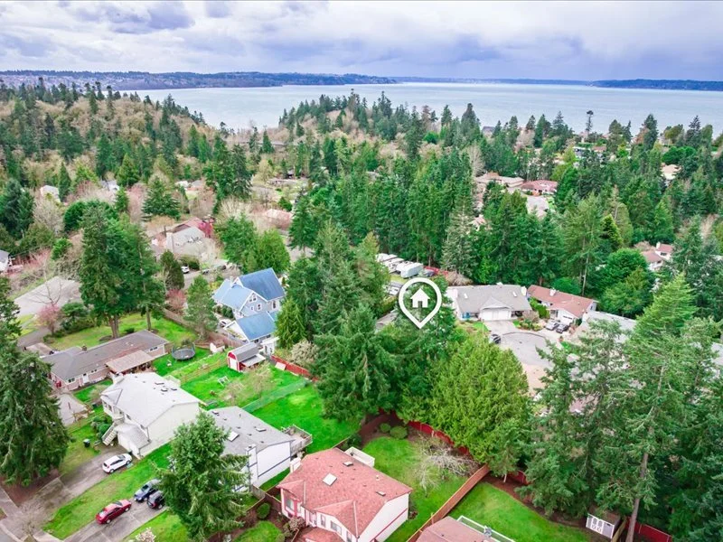 24848 13th Avenue S Des Moines, WA 98198 (51).jpg