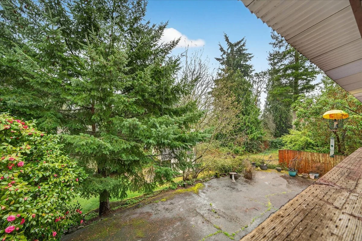 16008 10th Avenue NE Shoreline (45).jpg