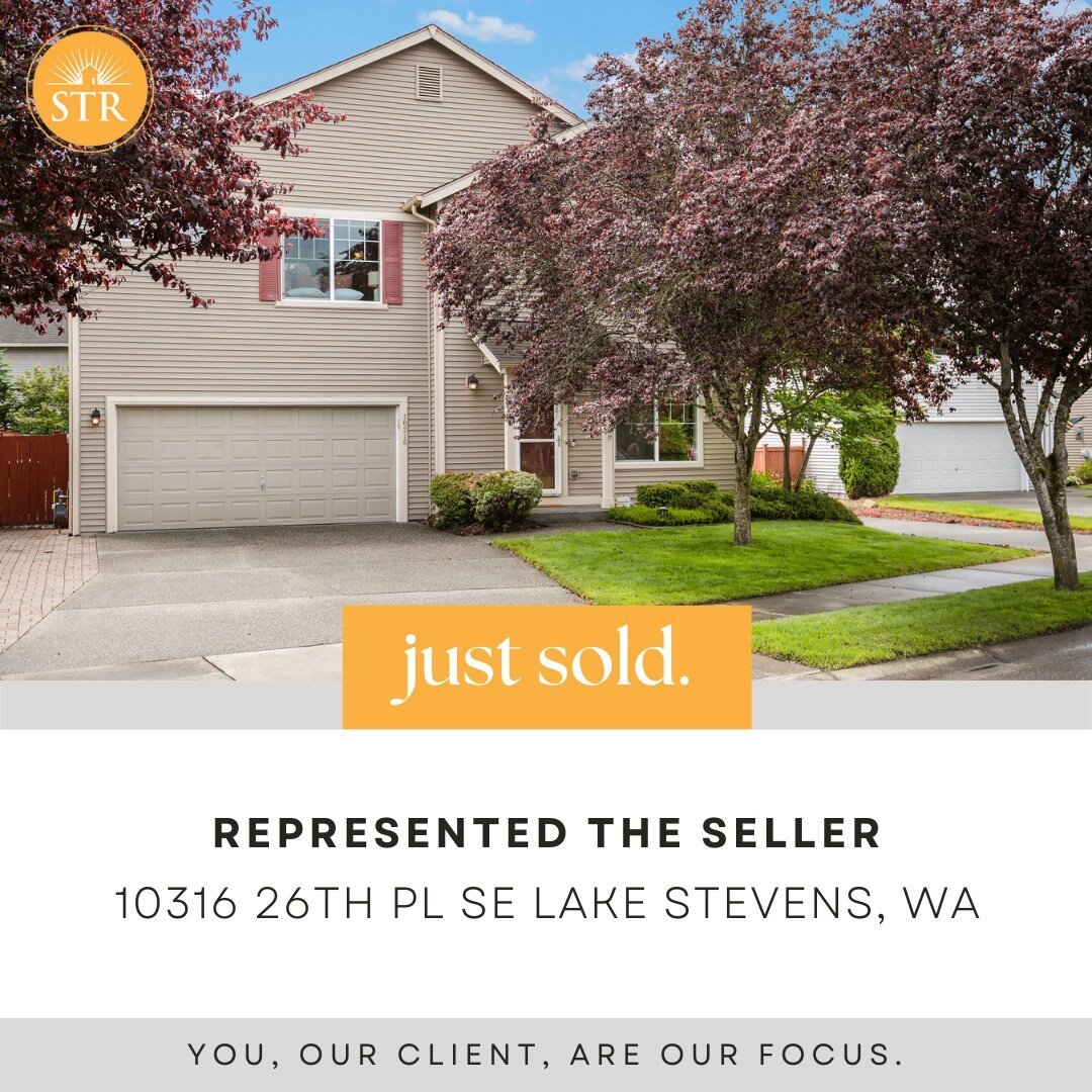 🍾 Another successful sale! 🍾⠀
Congratulations to our clients on the sale of this beautiful, spacious lake home! Although the market is shifting, it's still a great time to sell. With the right team in place (that's us!) real estate success can be y