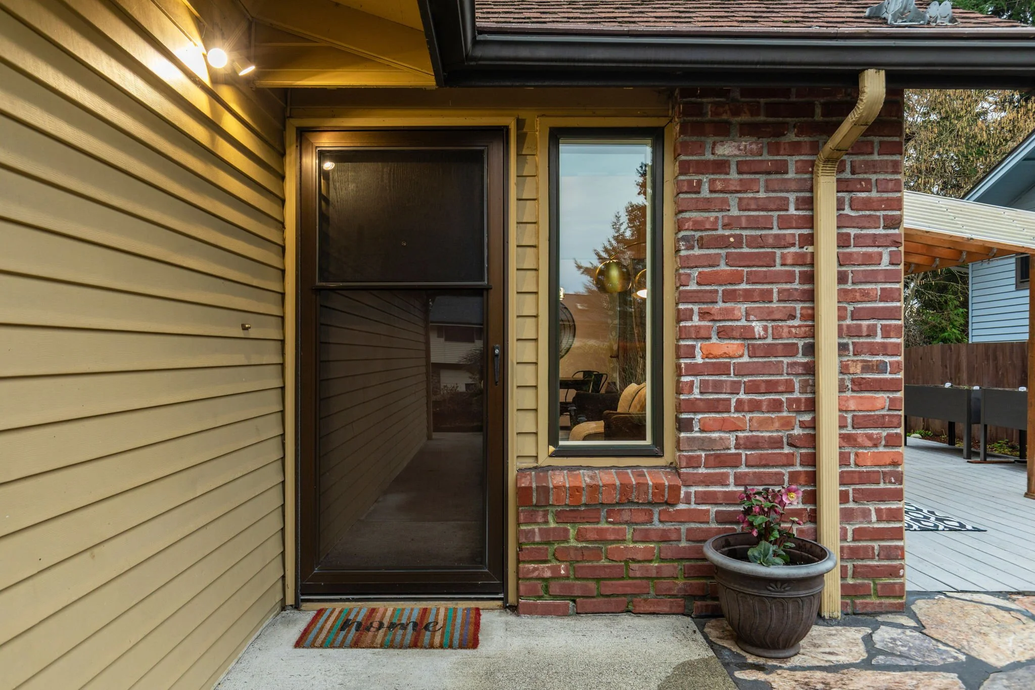 24709 13th Avenue S Des Moines, WA 98198 (5).jpg