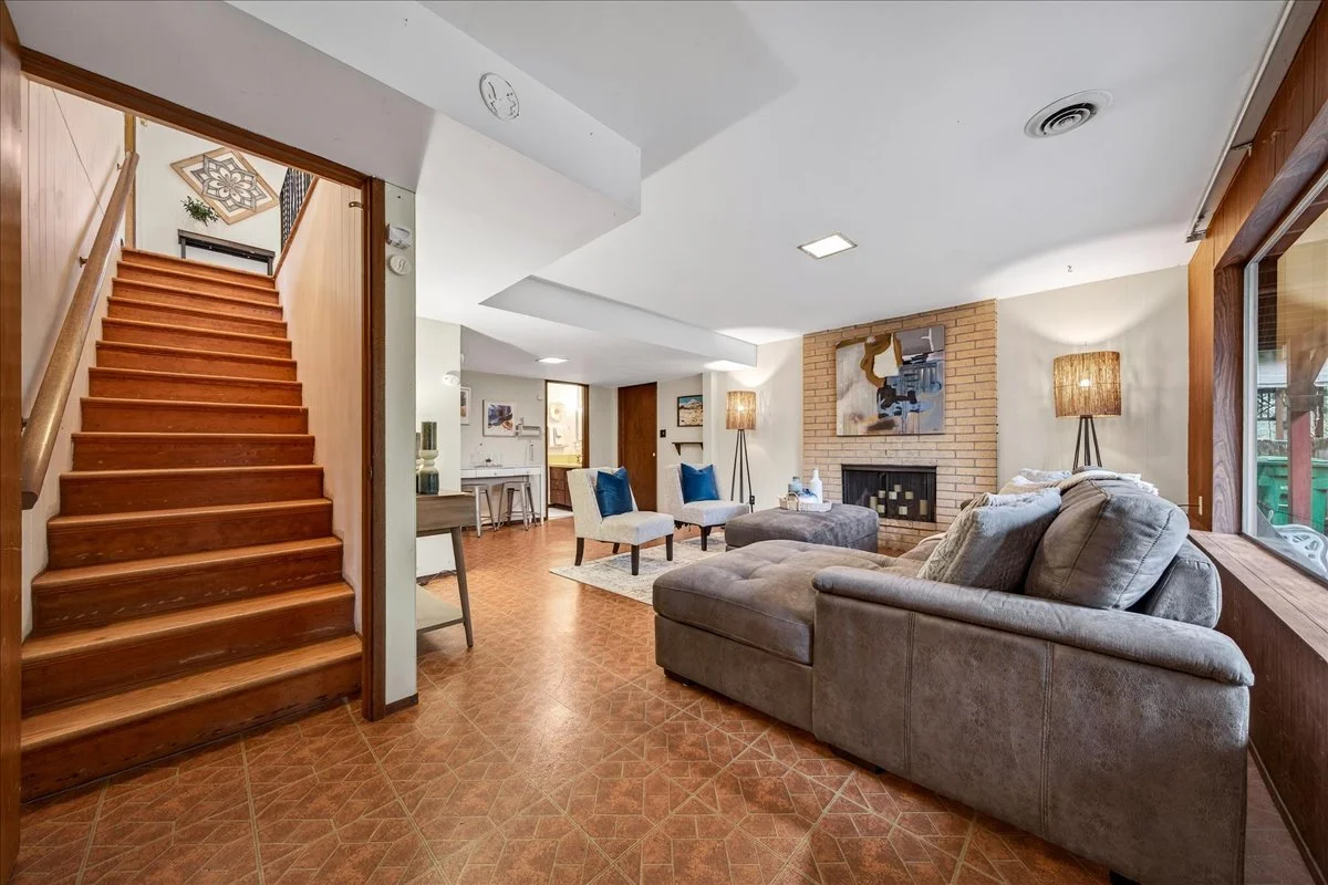 16008 10th Avenue NE Shoreline (28).jpg