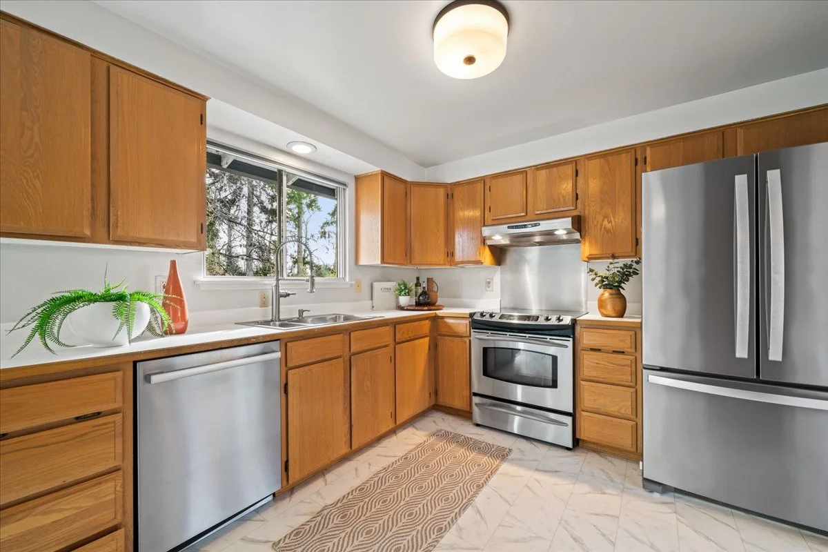 10901 NE 151st Street Bothell, WA 98011 (17).jpg