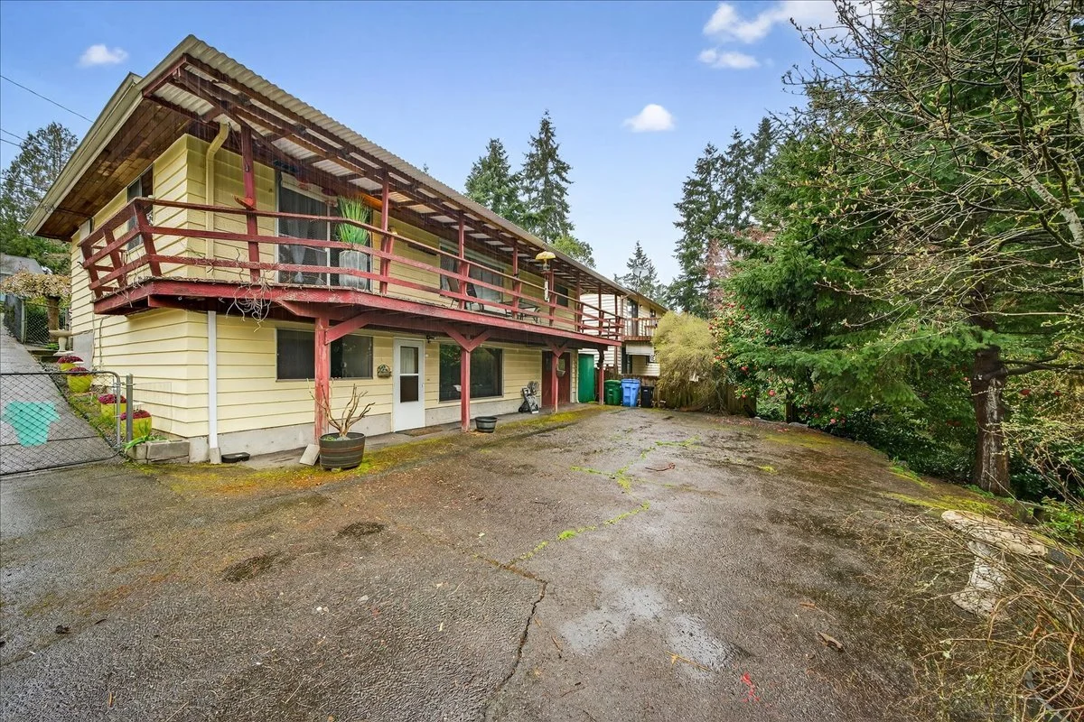 16008 10th Avenue NE Shoreline (41).jpg