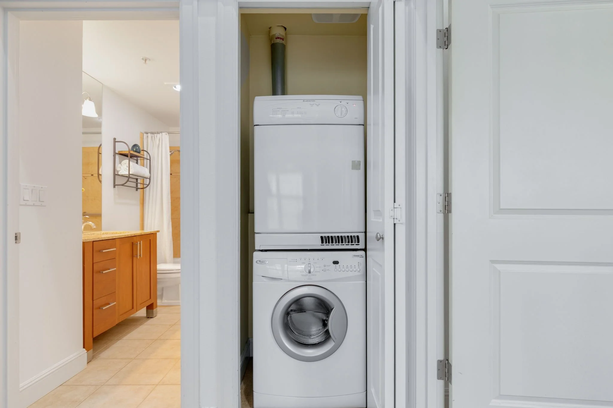 3150 W Government Way Unit 101, Seattle WA_0031.jpg