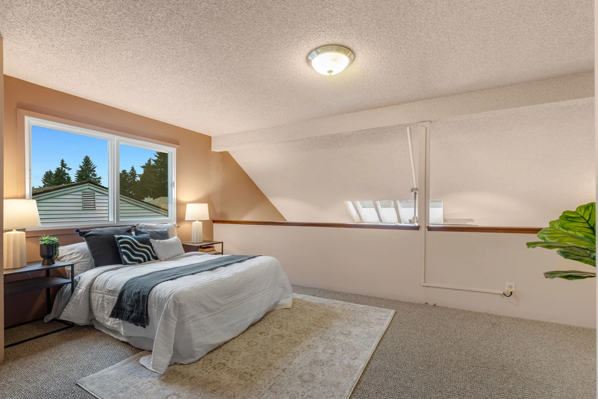 24709 13th Avenue S Des Moines, WA 98198 (21).jpg