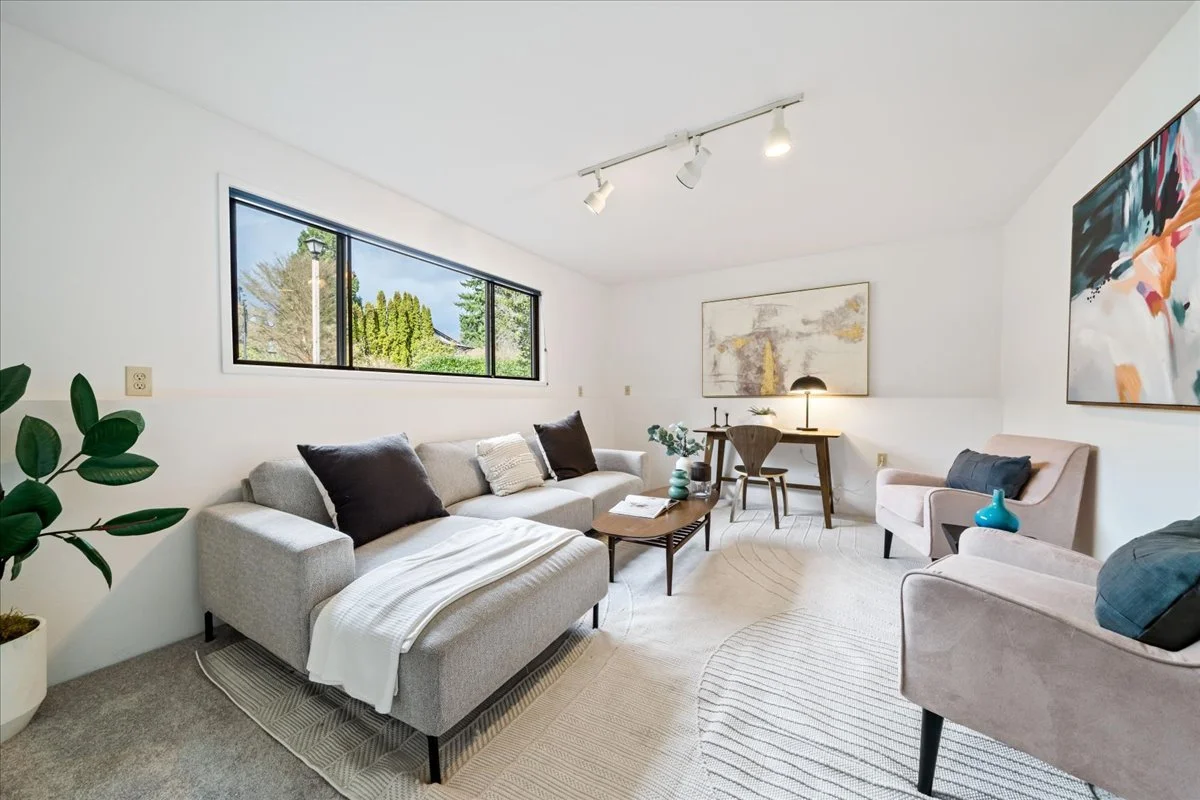 10901 NE 151st Street Bothell, WA 98011 (18).jpg