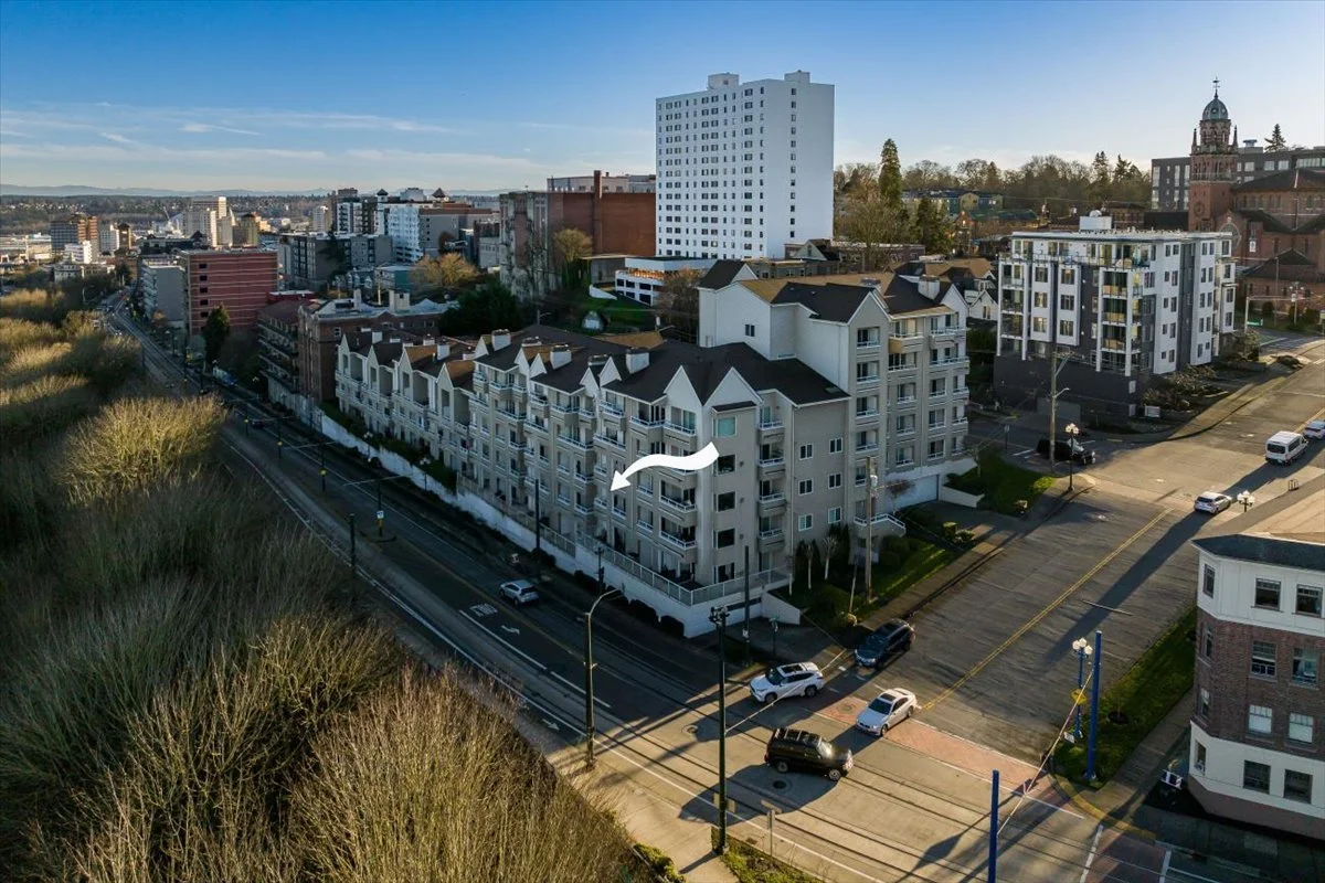 1 Broadway #211 Tacoma WA (37).jpg
