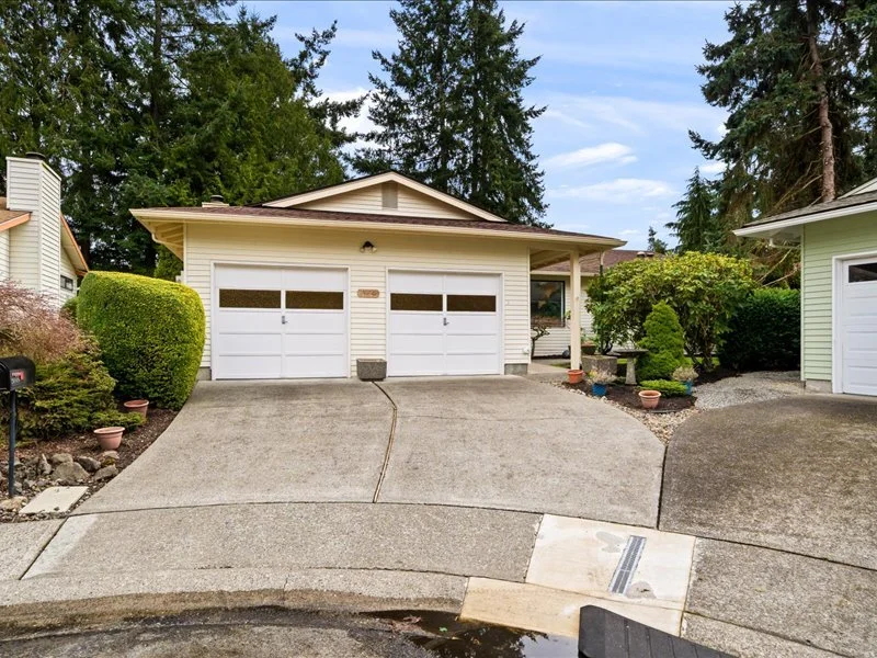 24848 13th Avenue S Des Moines, WA 98198 (43).jpg