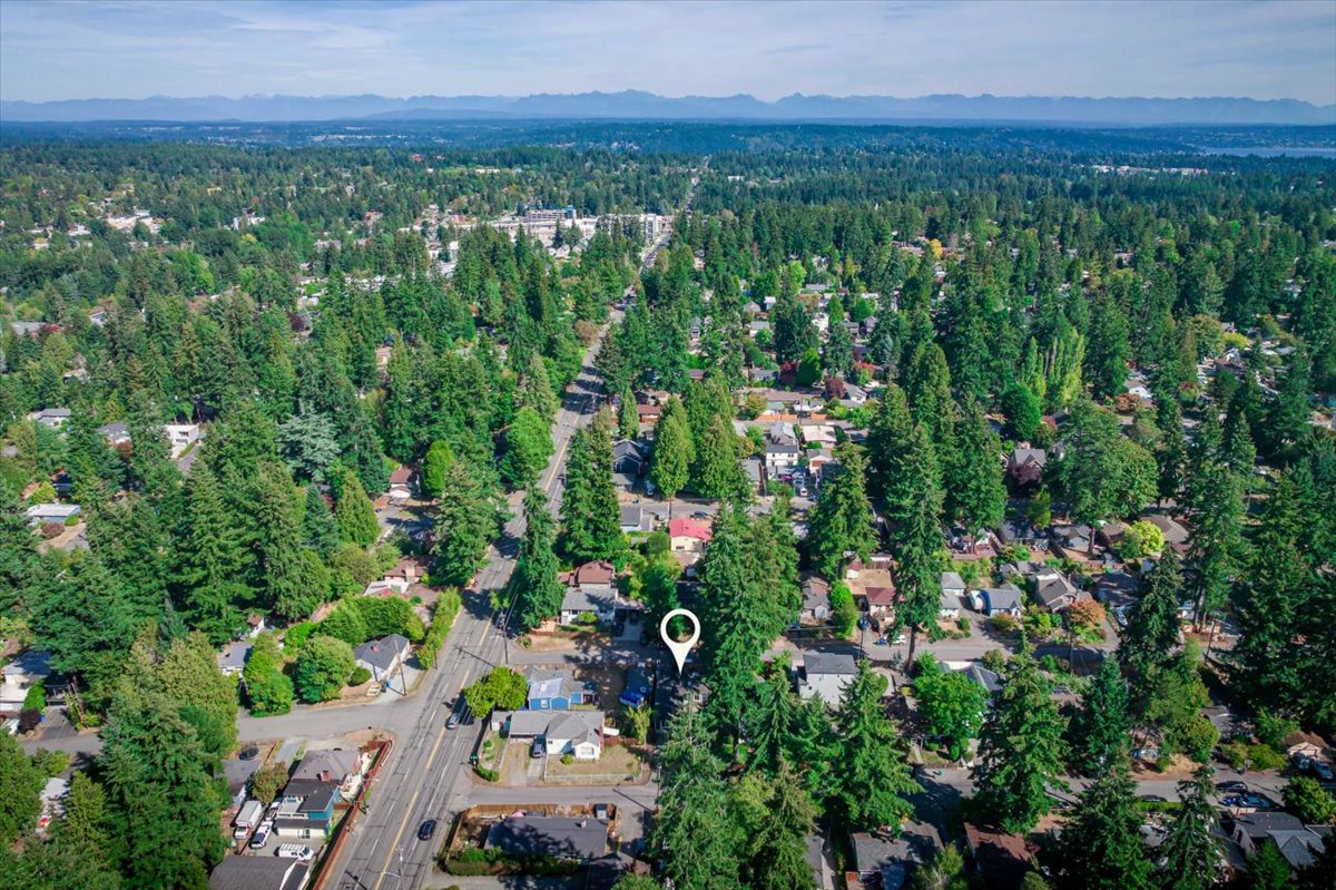 14346 Interlake Avenue N.  Seattle, WA 98133 (49).jpg