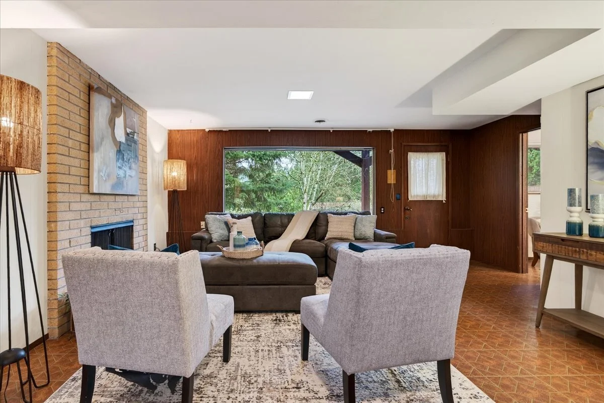 16008 10th Avenue NE Shoreline (30).jpg