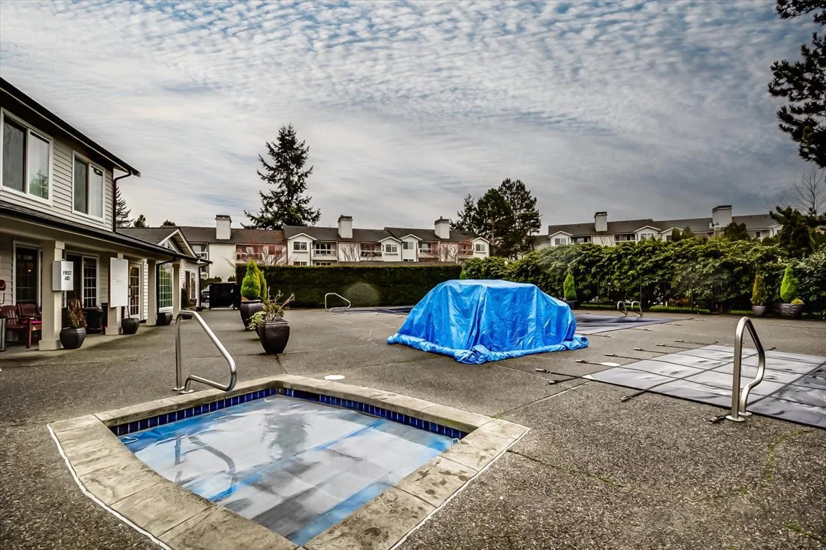 12404 E Gibson Road D101 Everett (31).jpg