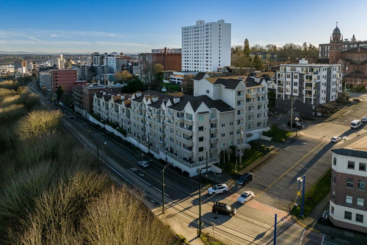 1 Broadway #211 Tacoma WA (32).jpg