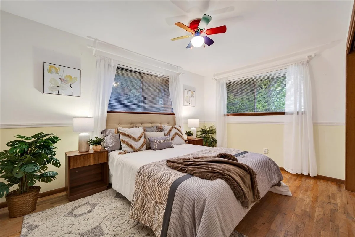 16008 10th Avenue NE Shoreline (22).jpg