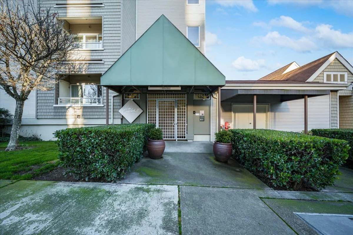 1 Broadway #211 Tacoma WA (3).jpg