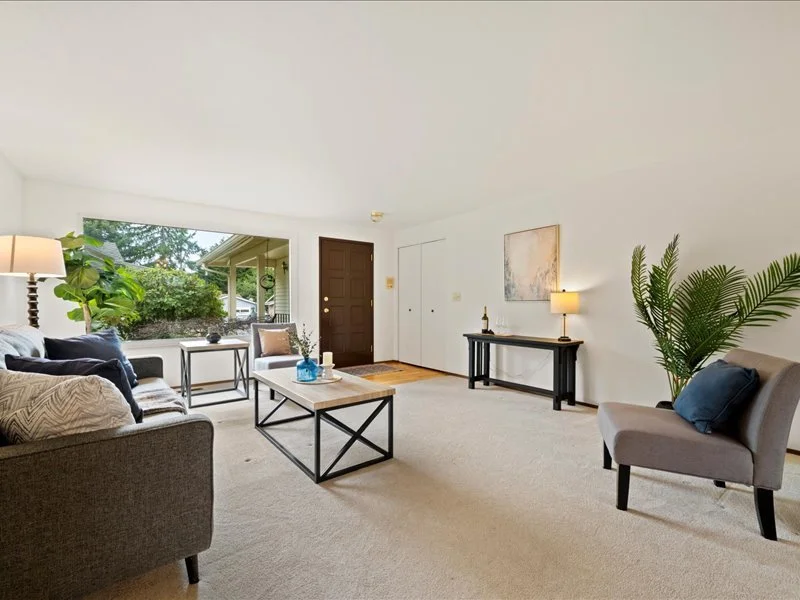 24848 13th Avenue S Des Moines, WA 98198 (6).jpg