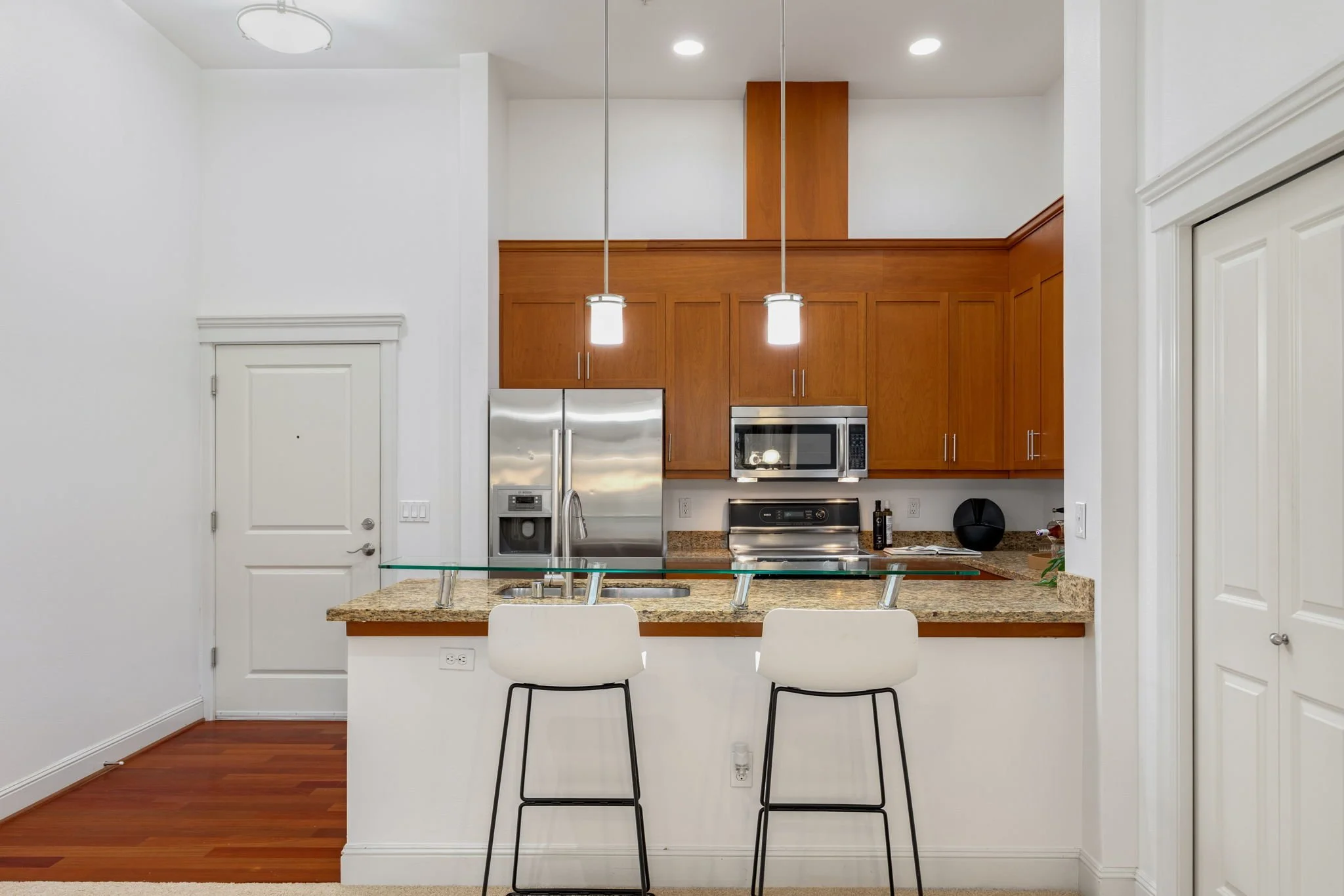 3150 W Government Way Unit 101, Seattle WA_0016.jpg