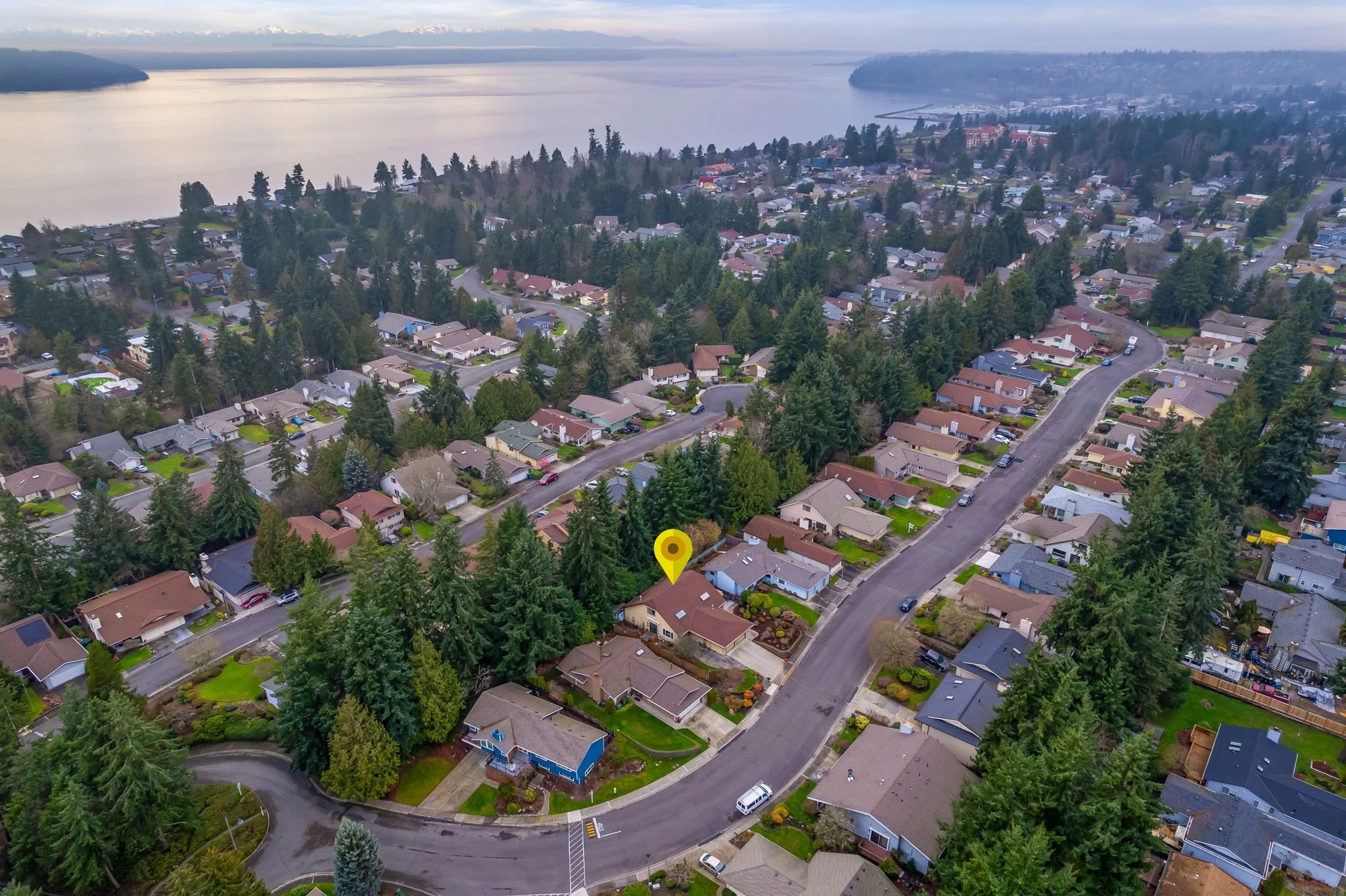 24709 13th Avenue S Des Moines, WA 98198 (36).jpg