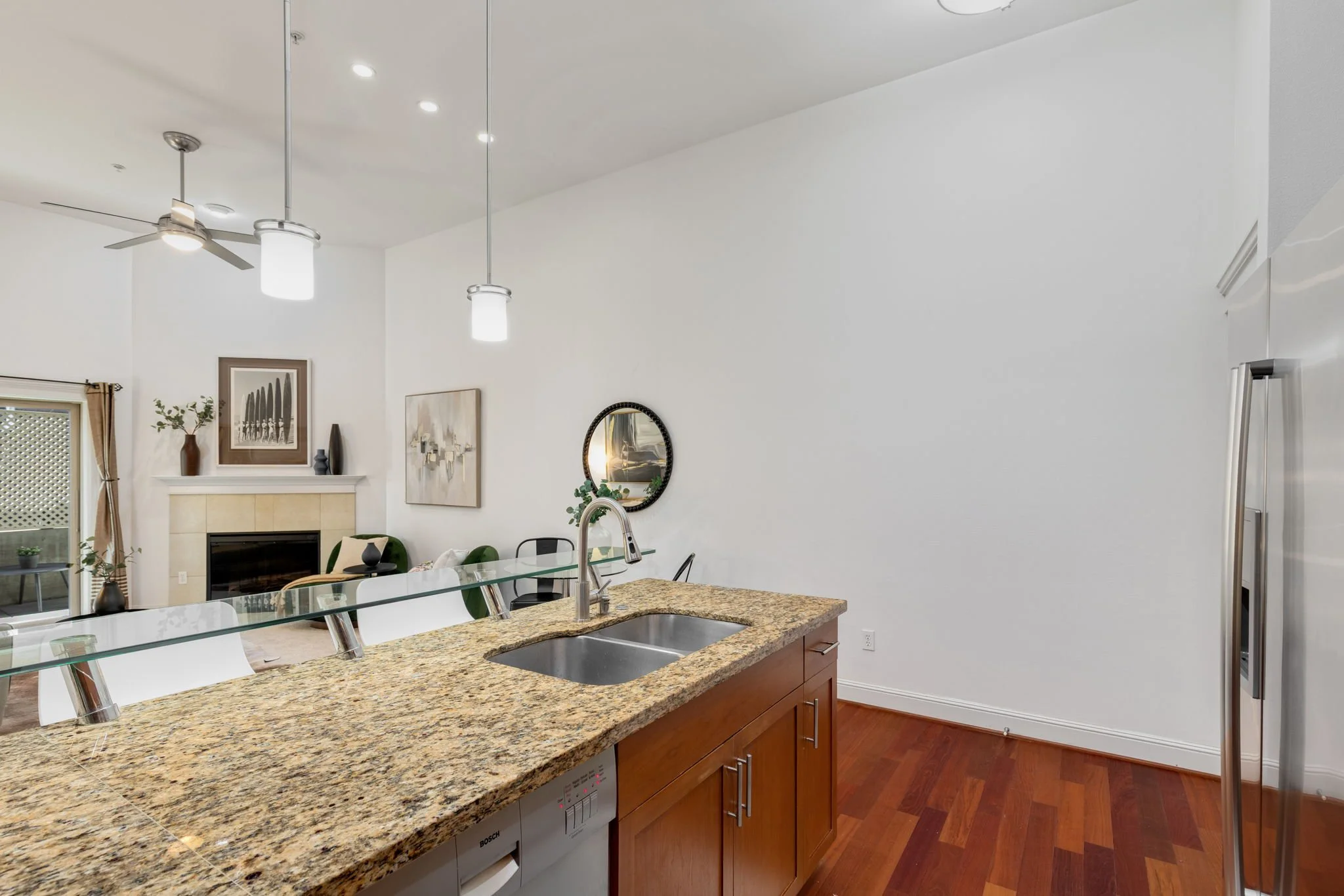 3150 W Government Way Unit 101, Seattle WA_0022.jpg