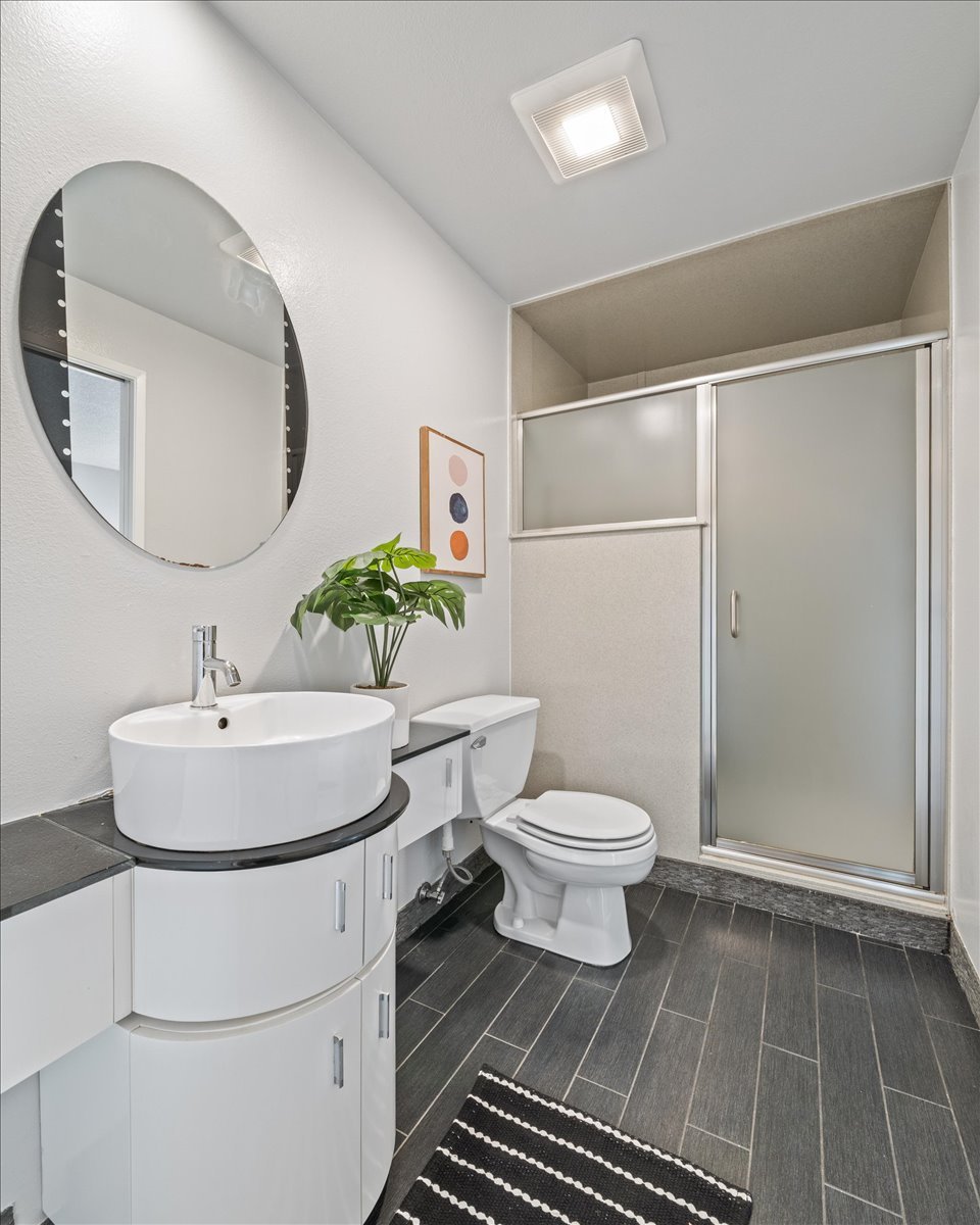 10901 NE 151st Street Bothell, WA 98011 (24).jpg