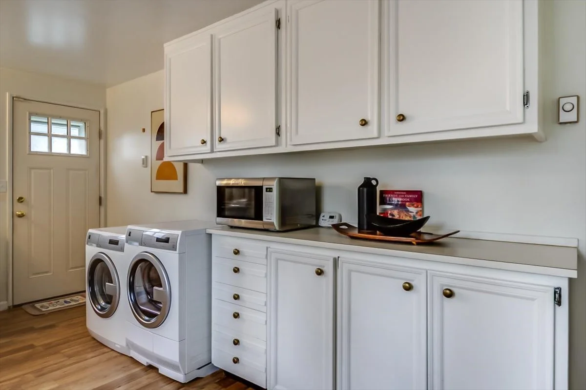 09-14043 Burke Ave N--10.jpg