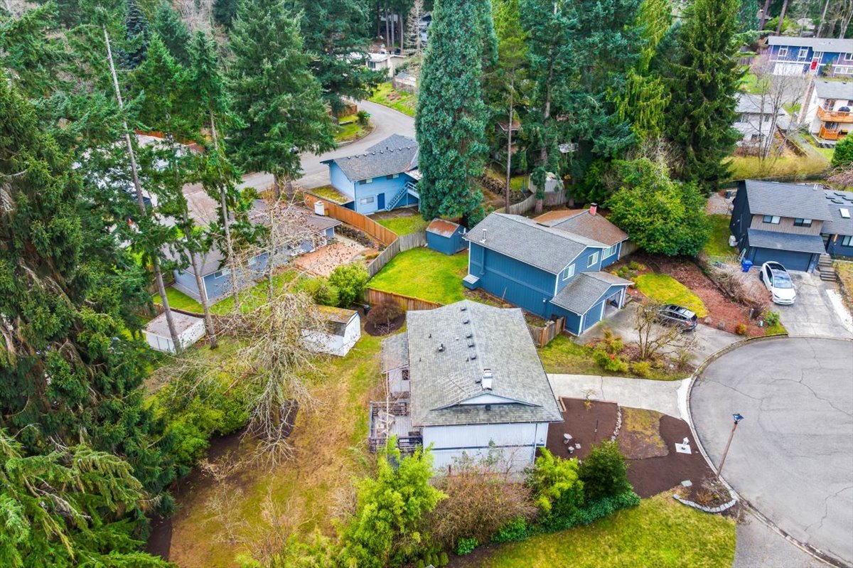 10901 NE 151st Street Bothell, WA 98011 (35).jpg