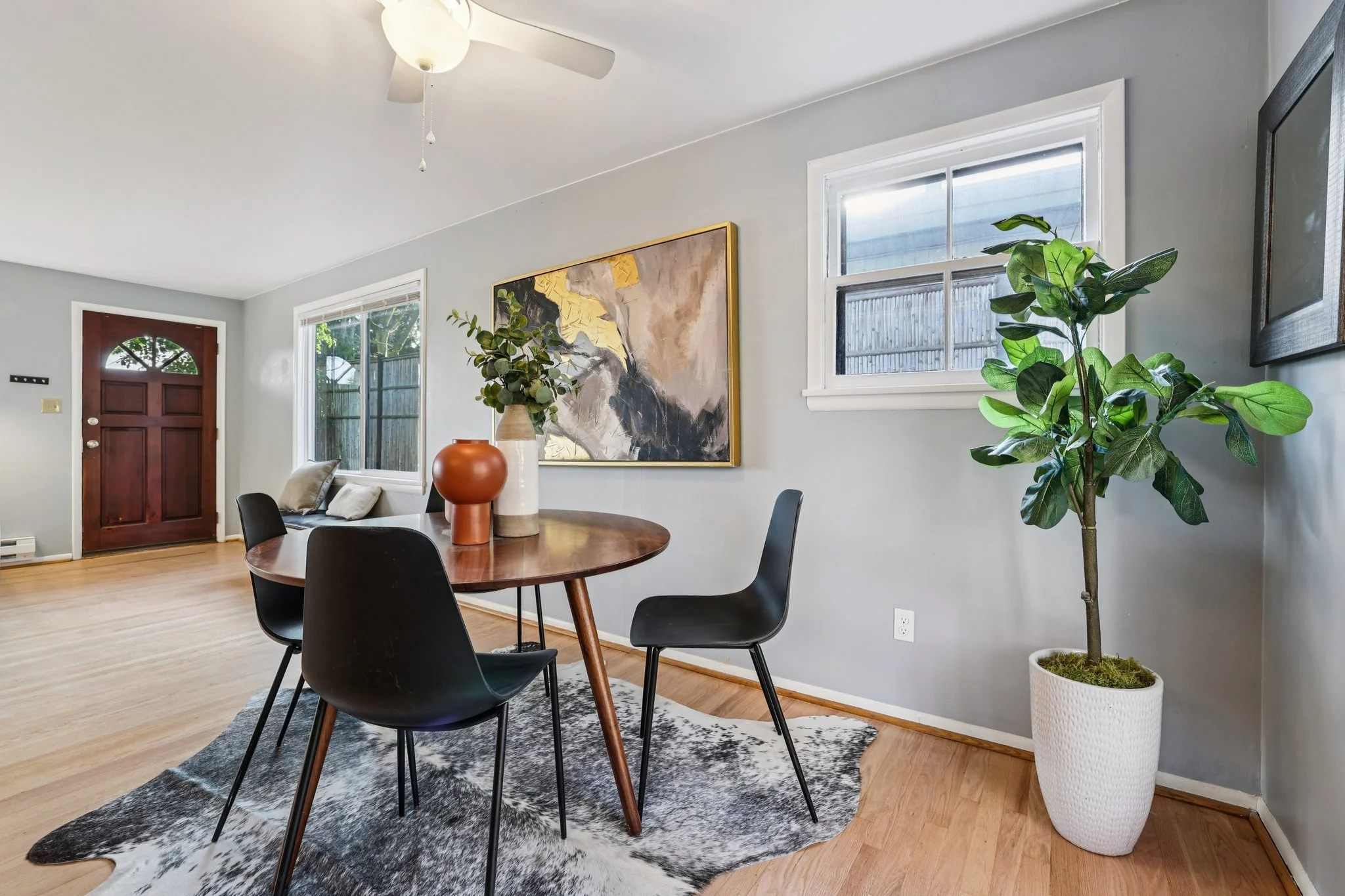 10-web-or-mls-10219 15th Ave-S1401-029.jpg