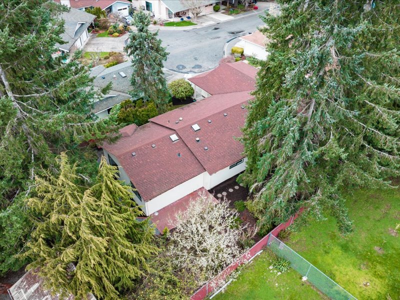 24848 13th Avenue S Des Moines, WA 98198 (45).jpg