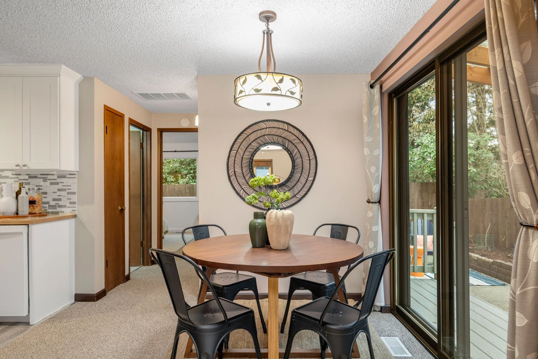 24709 13th Avenue S Des Moines, WA 98198 (9).jpg