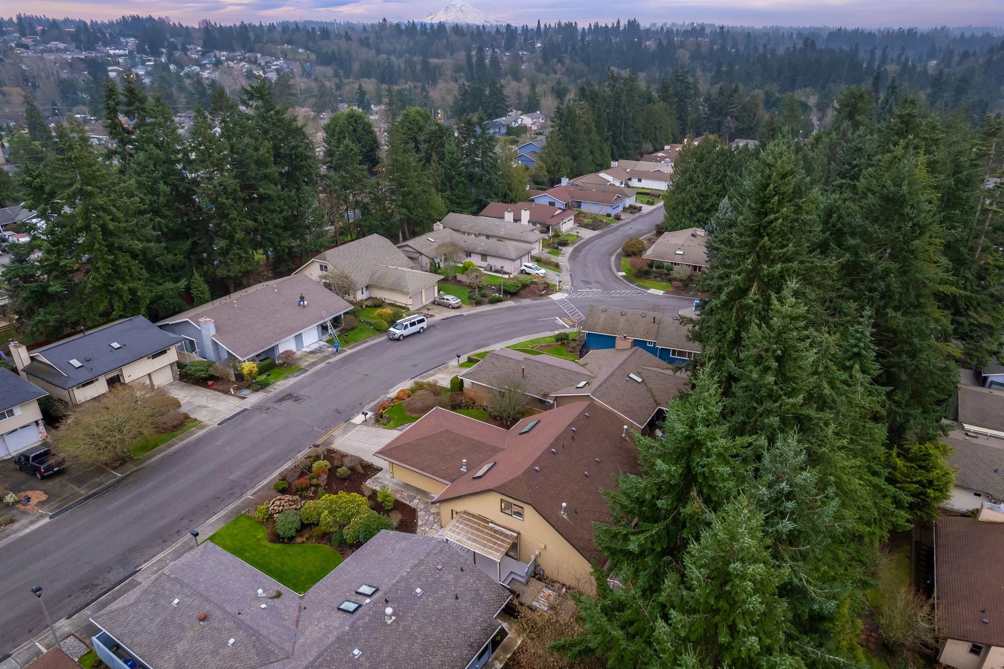 24709 13th Avenue S Des Moines, WA 98198 (33).jpg