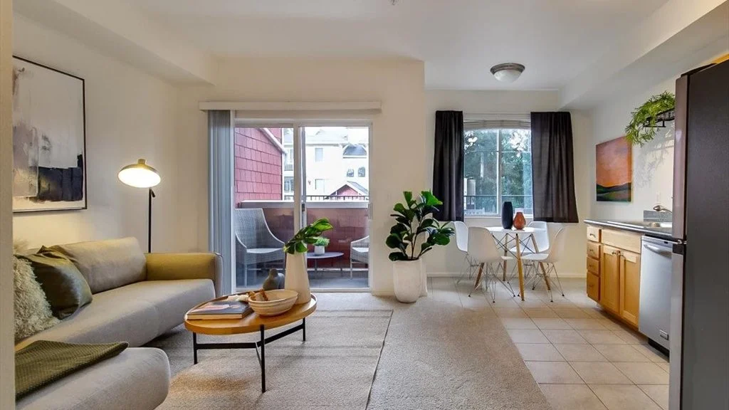 517 225th Lane NE E102 Sammamish (4).jpg