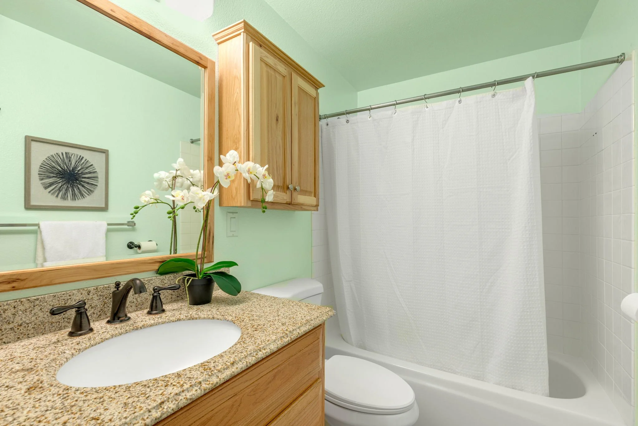 24709 13th Avenue S Des Moines, WA 98198 (14).jpg