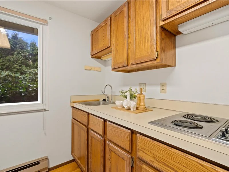 24848 13th Avenue S Des Moines, WA 98198 (34).jpg