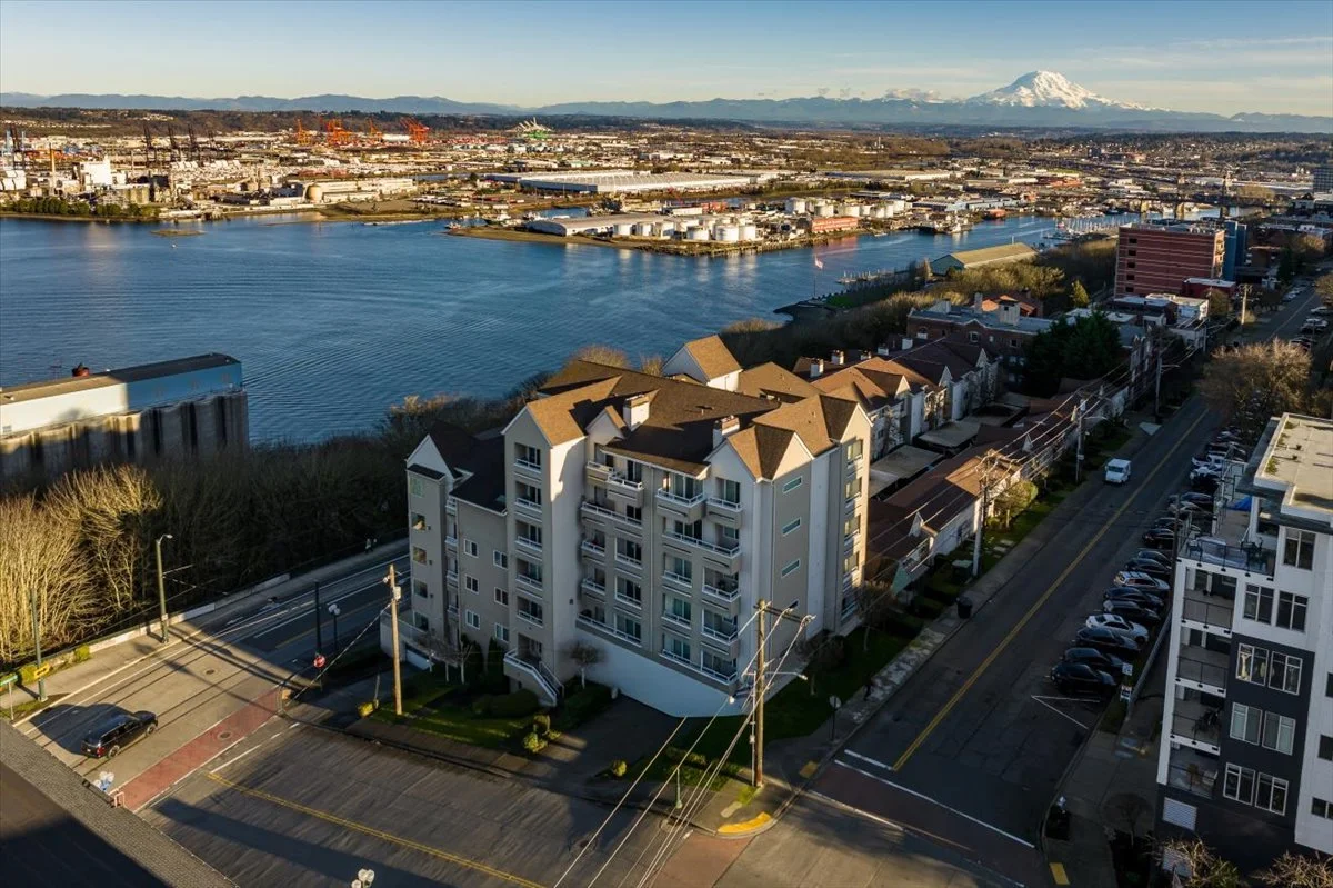 1 Broadway #211 Tacoma WA (31).jpg