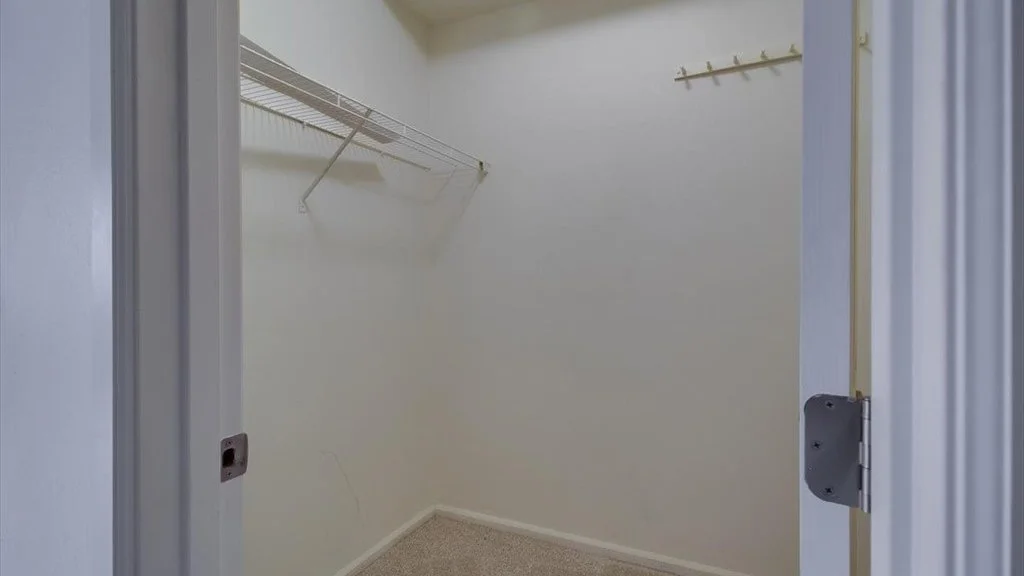 517 225th Lane NE E102 Sammamish (21).jpg