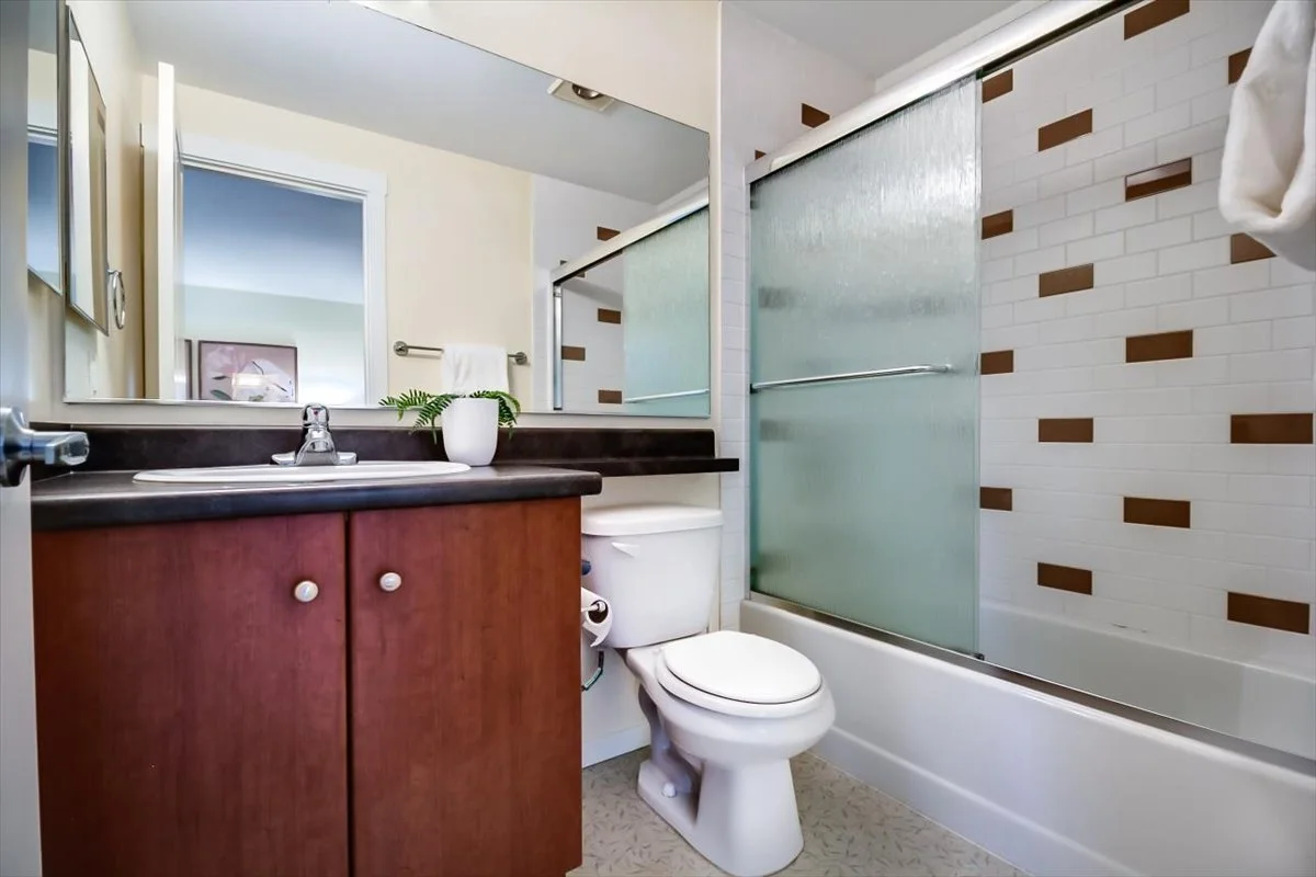 12404 E Gibson Road D101 Everett (14).jpg