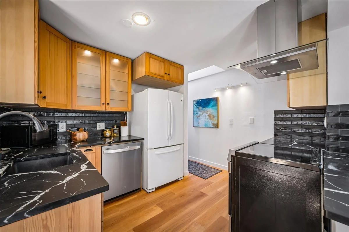 14346 Interlake Avenue N.  Seattle, WA 98133 (12).jpg