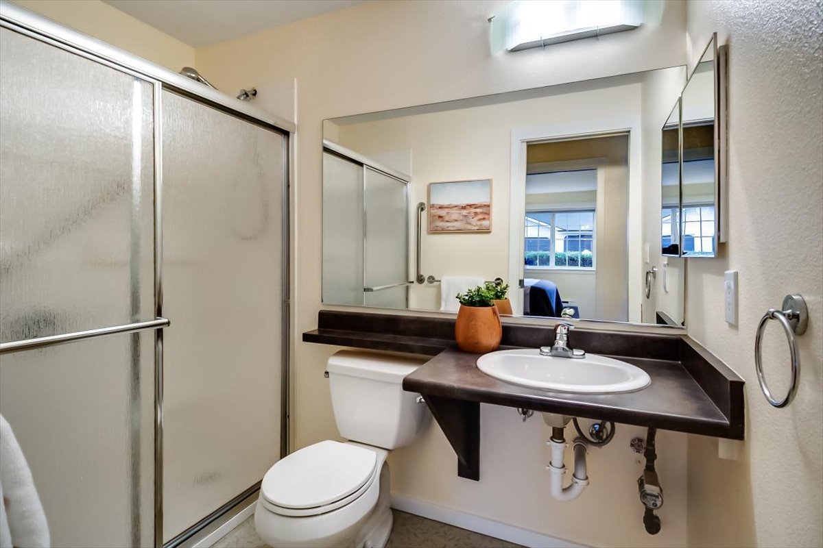 12404 E Gibson Road D101 Everett (19).jpg